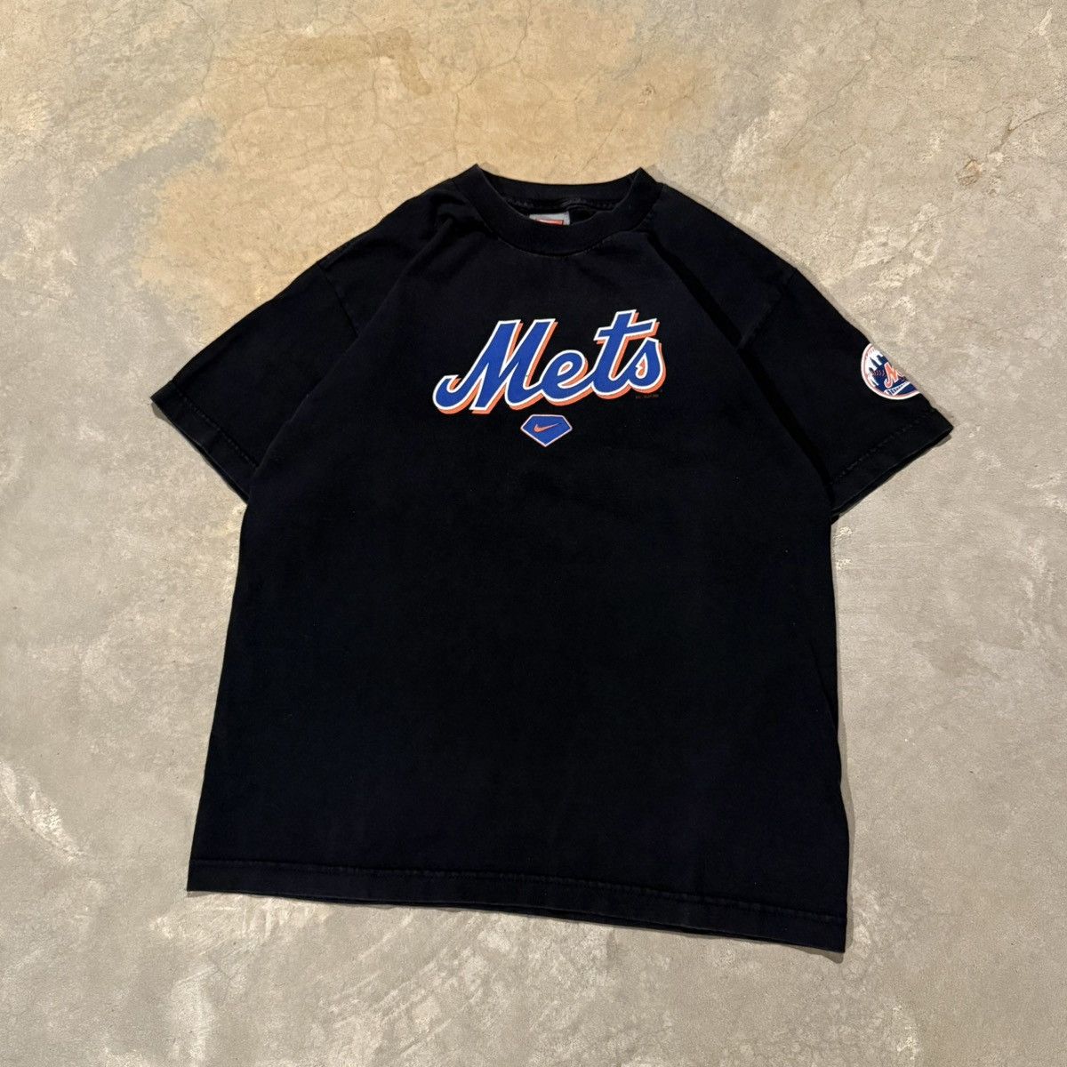 Nike 2000s Nike New York Mets Faded Center Swoosh Tee ERD Grunge Size US M / EU 48-50 / 2 - 2 Thumbnail