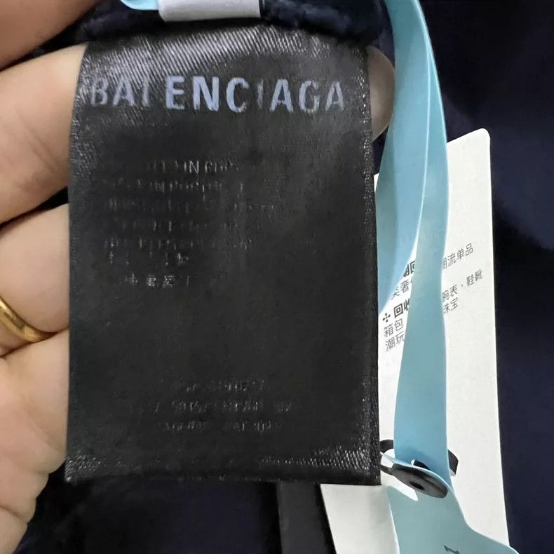 Balenciaga Balenciaga Dark blue small logo short-sleeved Size US S / EU 44-46 / 1 - 4 Thumbnail