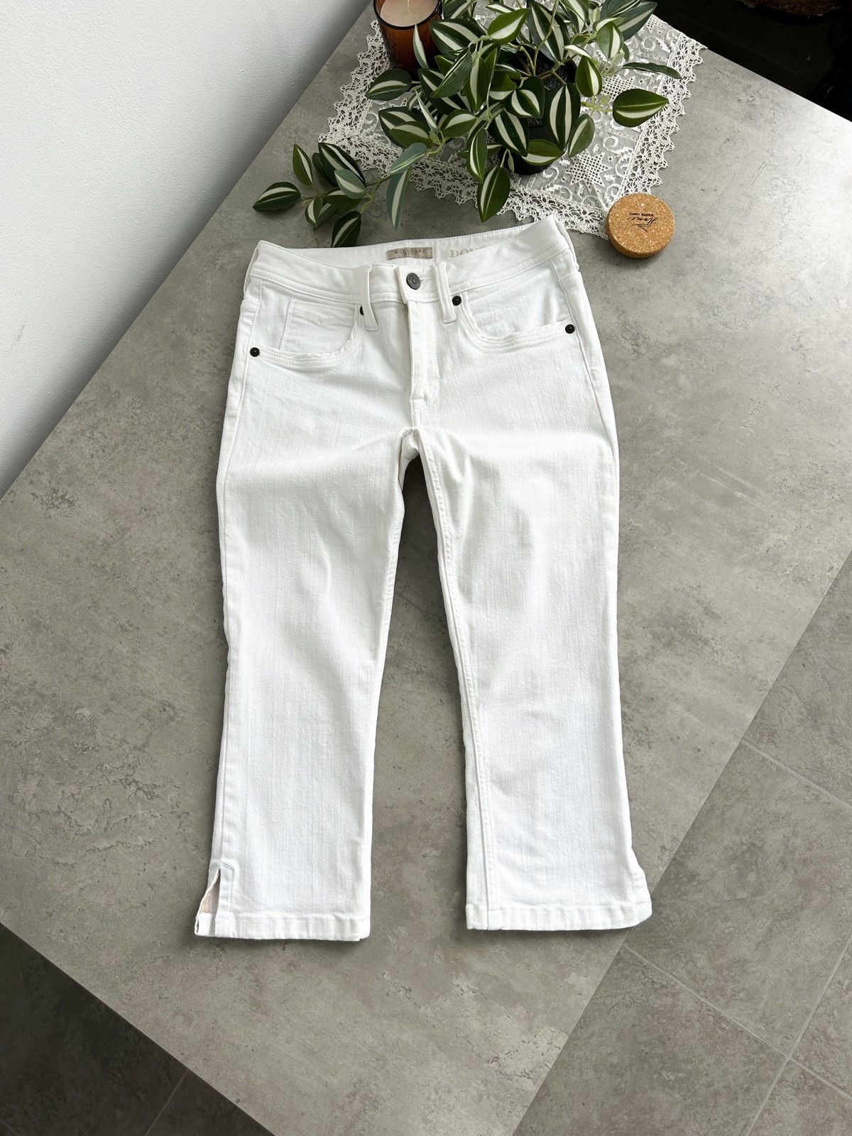 Burberry × Vintage Burberry amazing low waist capri Y2K old money denim Size 27" / US 4 / IT 40 - 6 Thumbnail