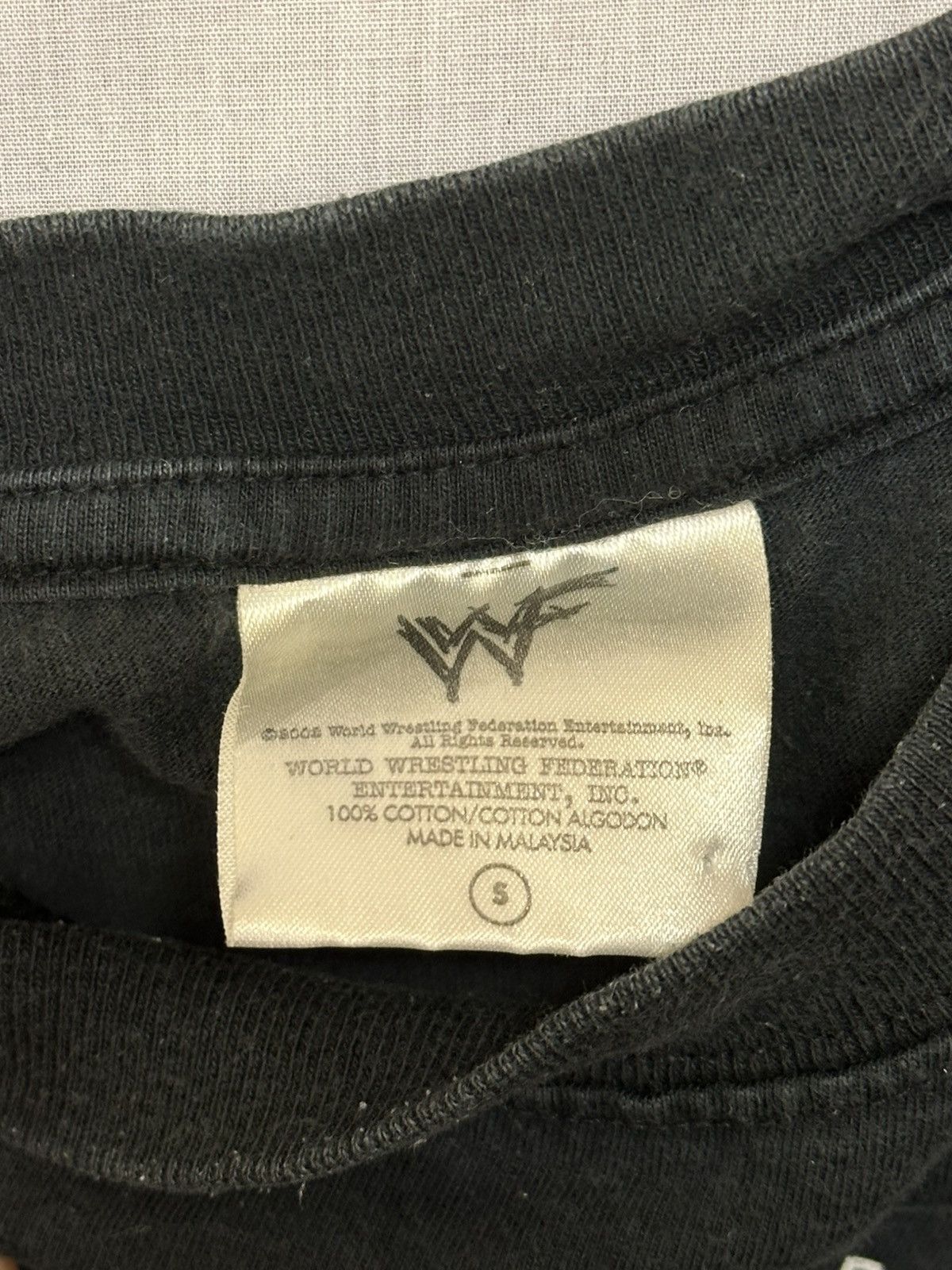 WWF vintage 2002 World Wrestling Federation (WWF)Rock SmackDown. Size US S / EU 44-46 / 1 - 14 Thumbnail
