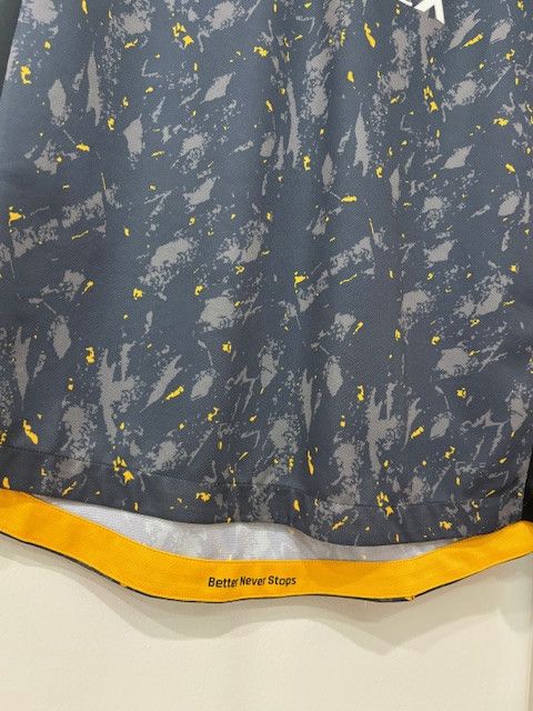 Castore Wolves Away Jersey 21/22 Size US L / EU 52-54 / 3 - 4 Thumbnail
