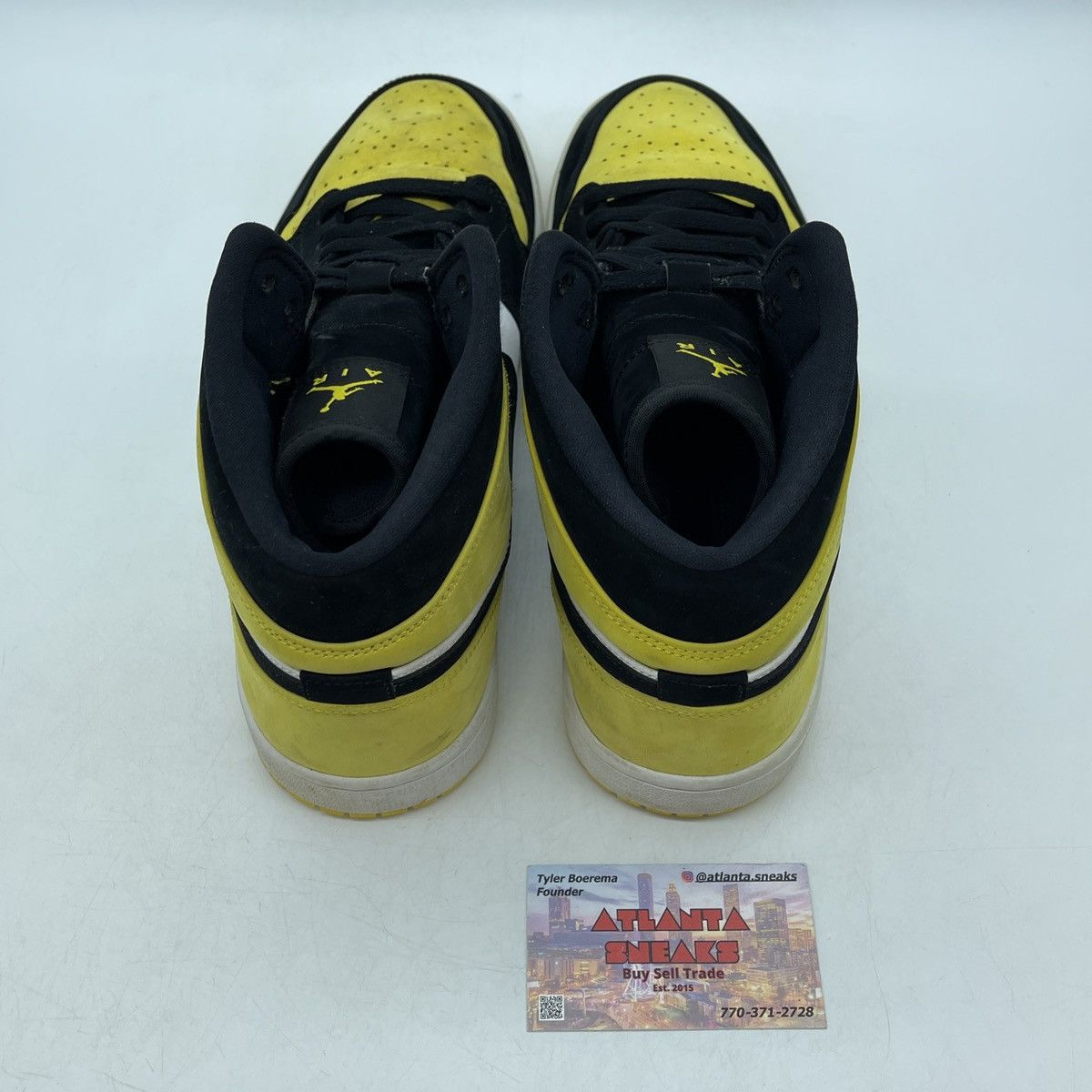 Jordan Brand Air Jordan 1 mid yellow toe Size US 11.5 / EU 44-45 - 6 Thumbnail