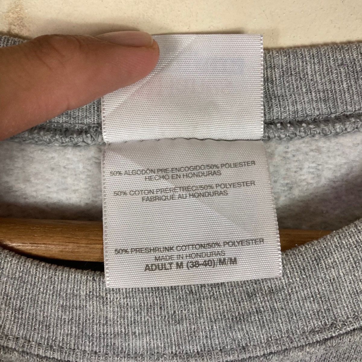Hanes Vintage Hanes Pullover Jumper Sweatshirt Size US M / EU 48-50 / 2 - 9 Thumbnail