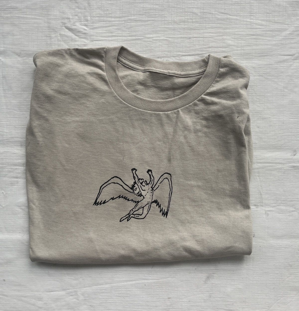 Vintage Angel wings tee Size US L / EU 52-54 / 3 - 3 Thumbnail