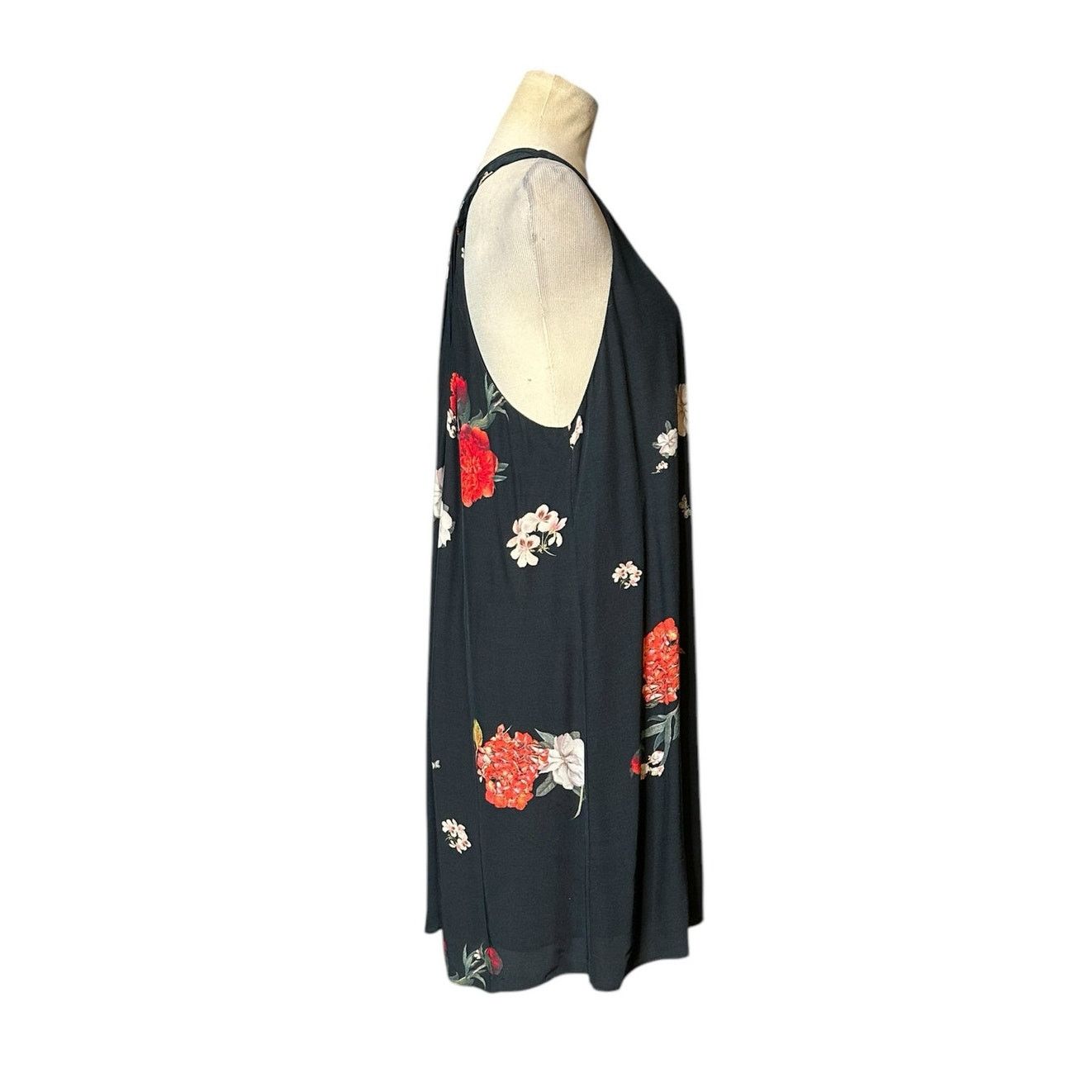 Alice + Olivia Alice + Olivia Castaway Black Red Floral Dress Size M Size S / US 4 / IT 40 - 9 Thumbnail
