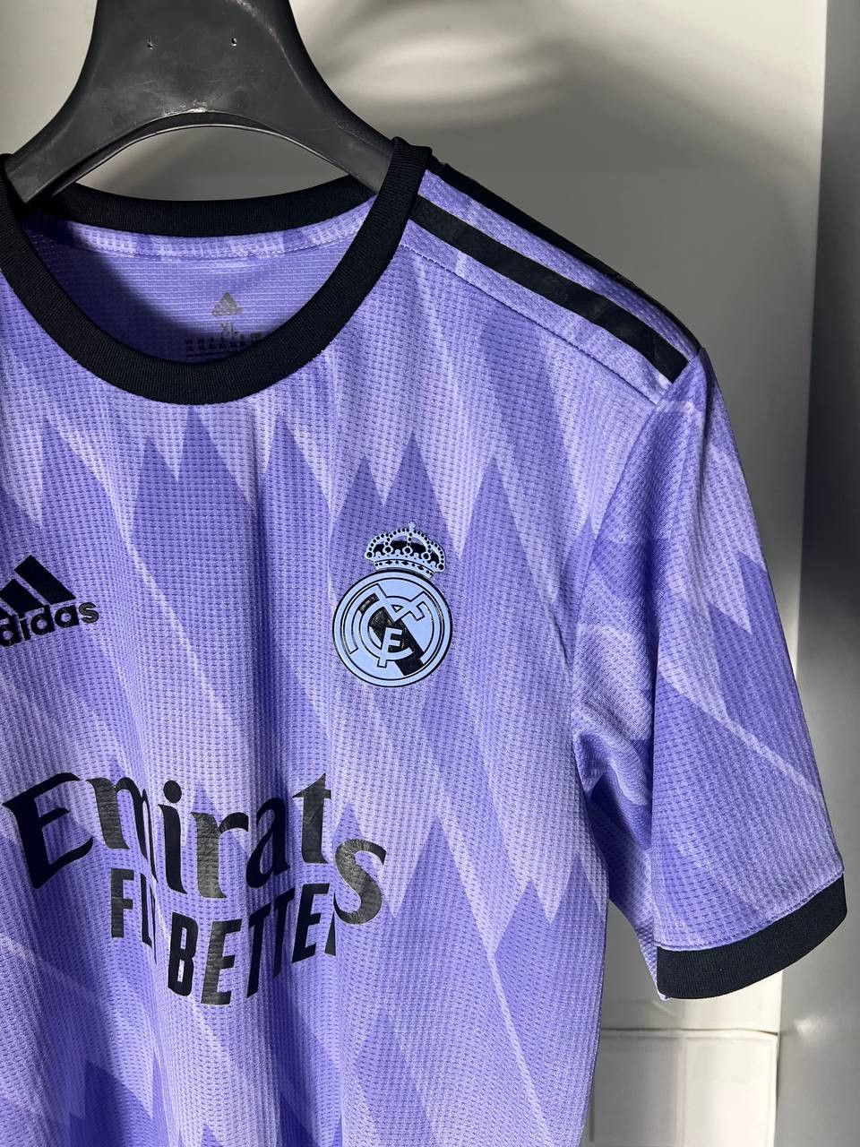 Vintage VERY RARE ADIDAS REAL MADRID SPAIN SOCCER JERSEY RETRO Y2K Size US XL / EU 56 / 4 - 4 Thumbnail
