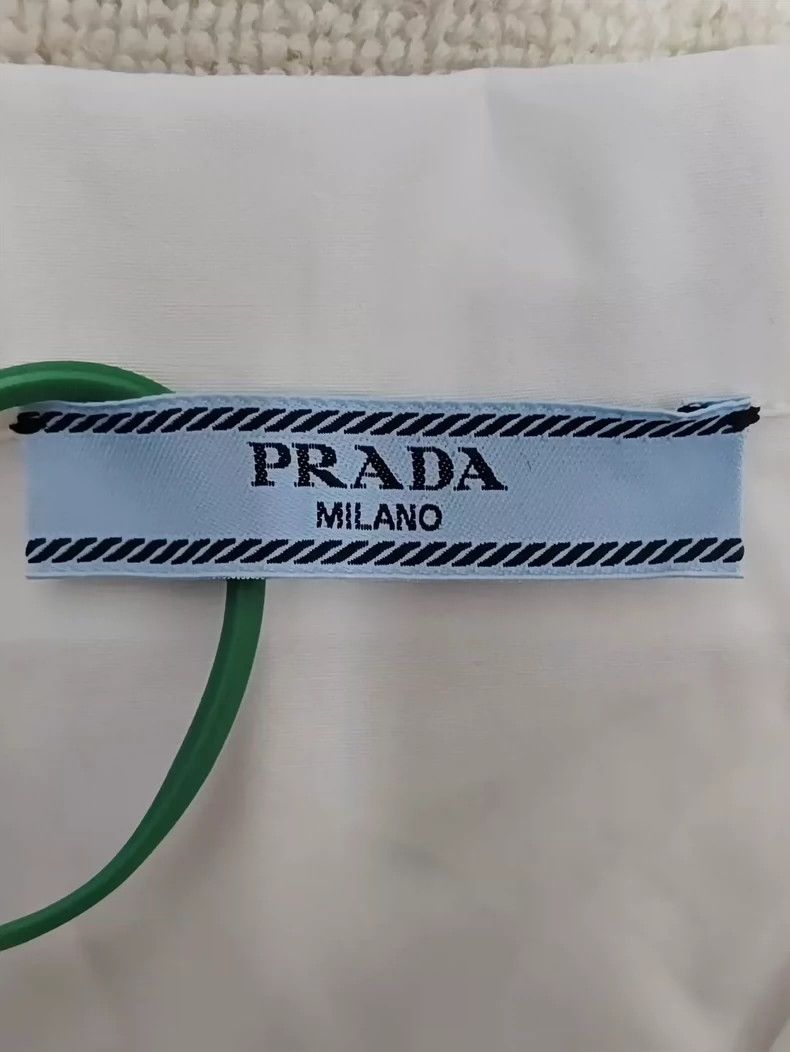 Prada Prada Solid Triangle Shirt Short Sleeve 2501-Nextarrow Size US XS / EU 42 / 0 - 5 Thumbnail
