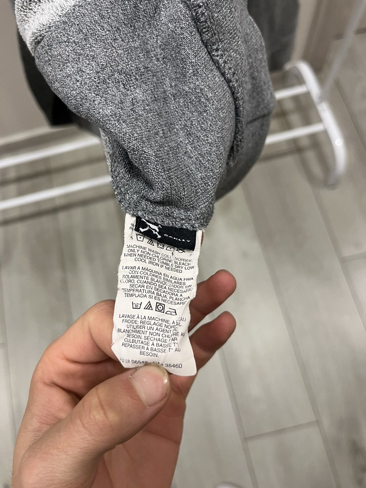 Oakley Oakley Sweatshirt Y2K Gray Size US M / EU 48-50 / 2 - 7 Thumbnail