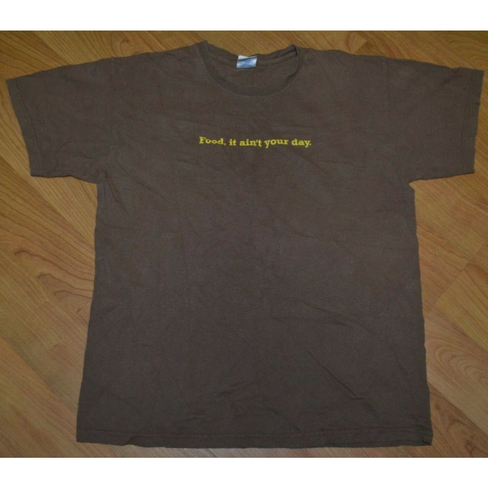 Gildan VTG Man Vs Food T Shirt Medium Mens Brown Gildan 100% Cotton Travel Channel TV Food Graphic Tee Size US M / EU 48-50 / 2 - 2 Thumbnail