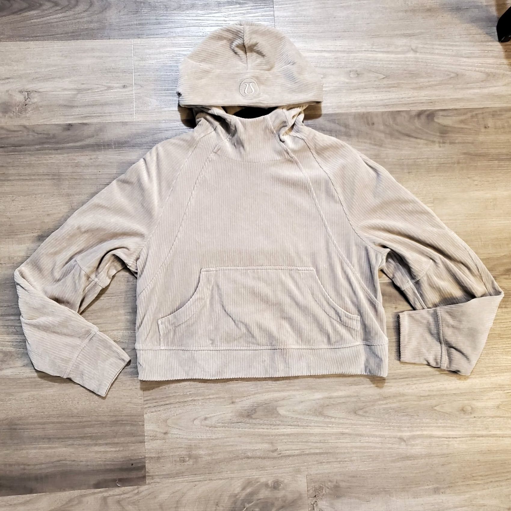Lululemon Lululemon Scuba Oversized Pullover Hoodie Beige Velvet Cord RARE XS/S Womens Size XS / US 0-2 / IT 36-38 - 3 Thumbnail
