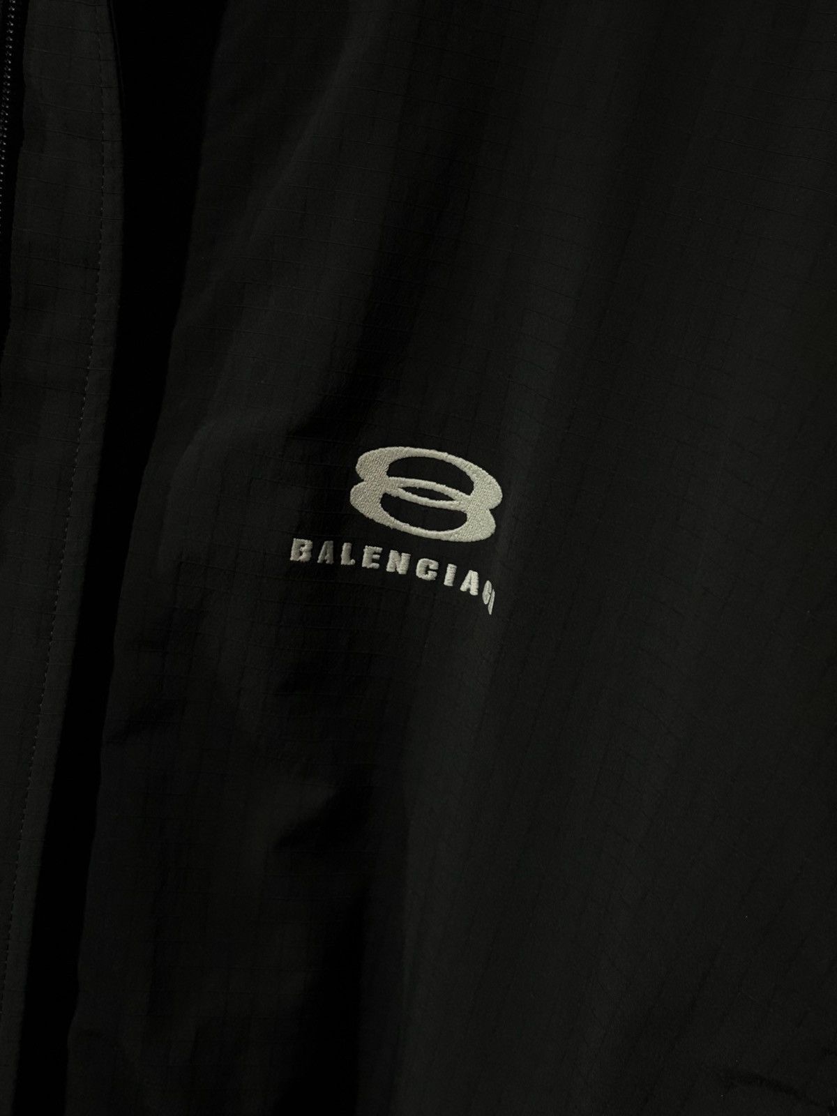 Balenciaga Balenciaga unity bomber/windbreaker Size US XL / EU 56 / 4 - 3 Thumbnail