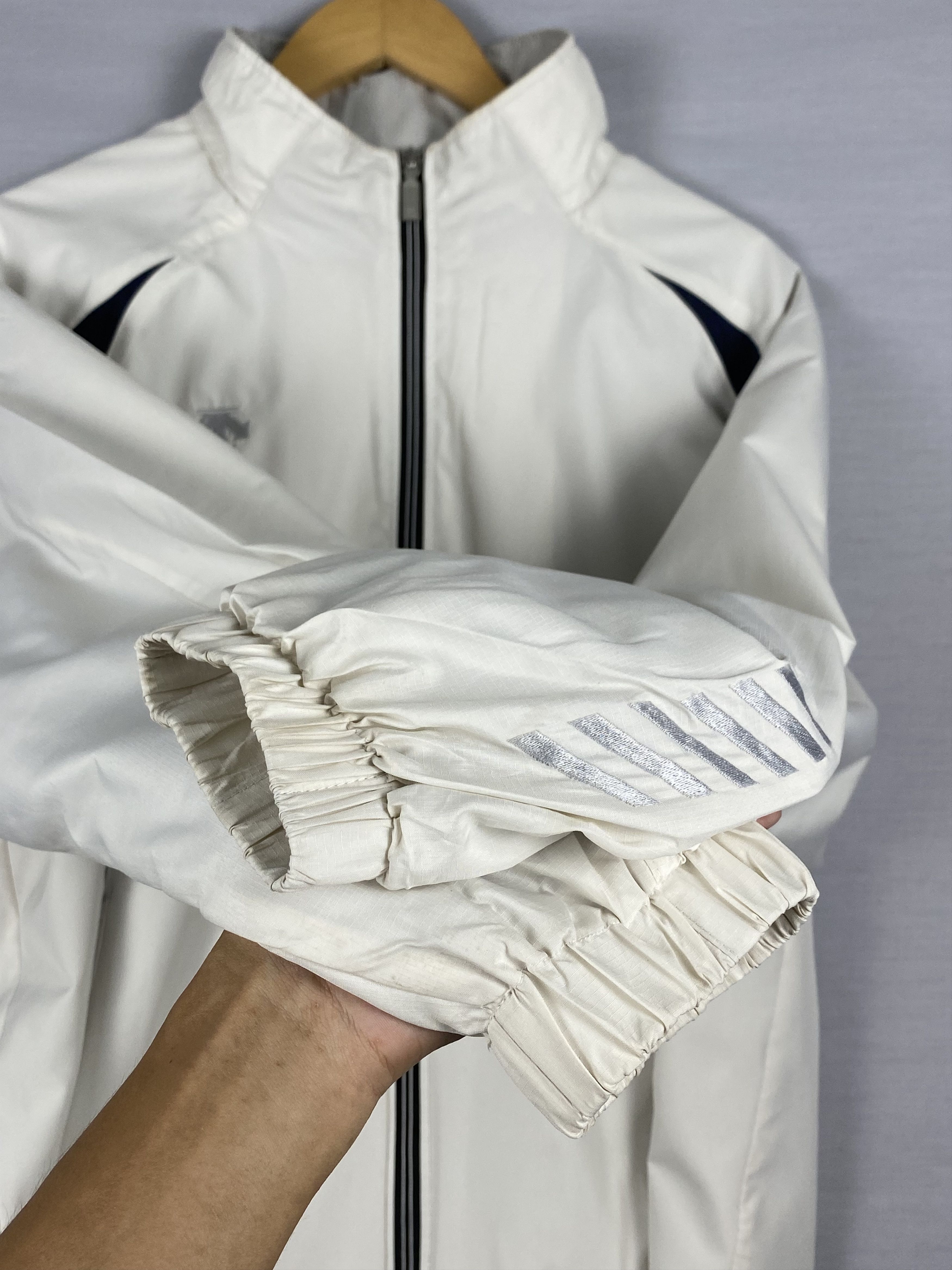 Descente Vintage Descente Zip Up Light Jacket Size US L / EU 52-54 / 3 - 4 Thumbnail