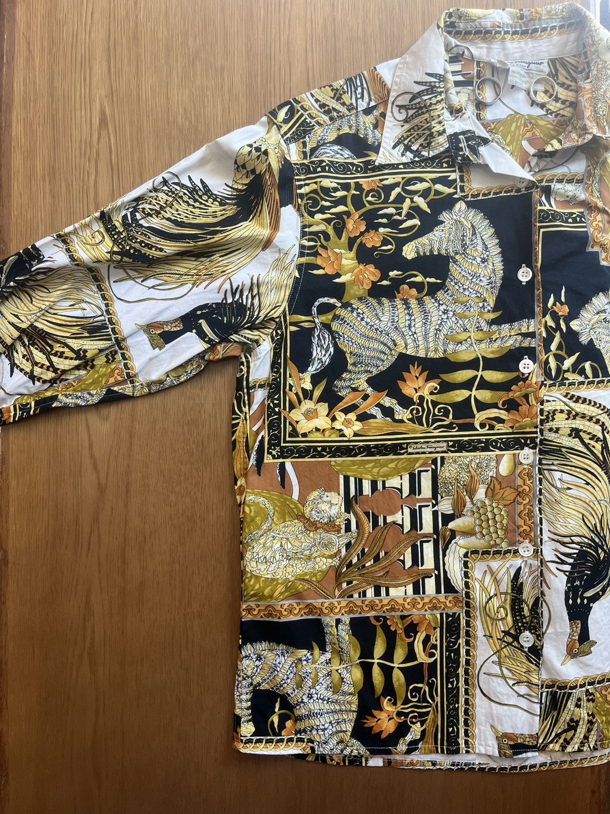 Salvatore Ferragamo Vtg Salvatore Ferragamo 90’s Shirt Italy Brand Luxury Size US S / EU 44-46 / 1 - 7 Thumbnail