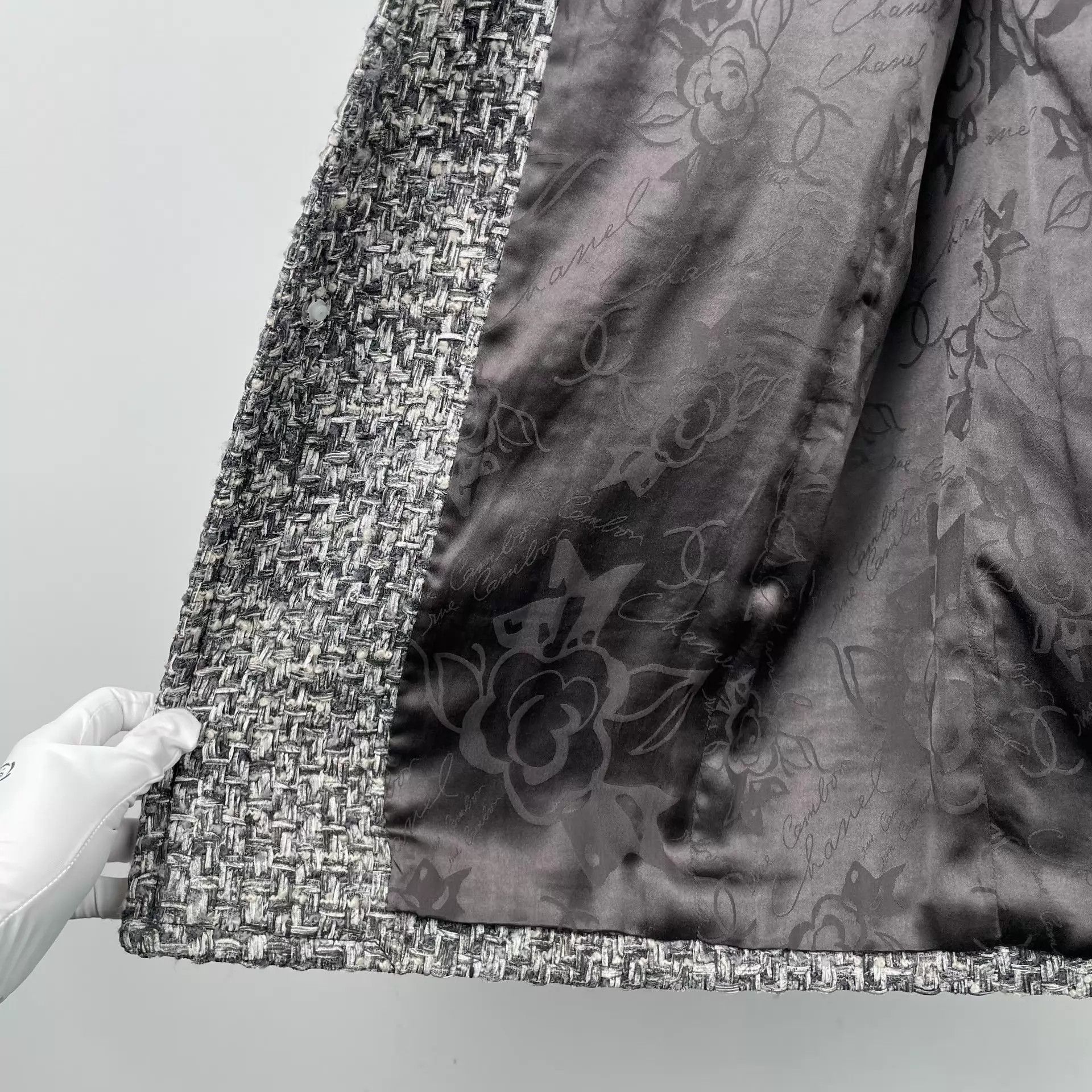 Chanel Chanel Tweed Jacket Size 42 Size M / US 6-8 / IT 42-44 - 9 Thumbnail