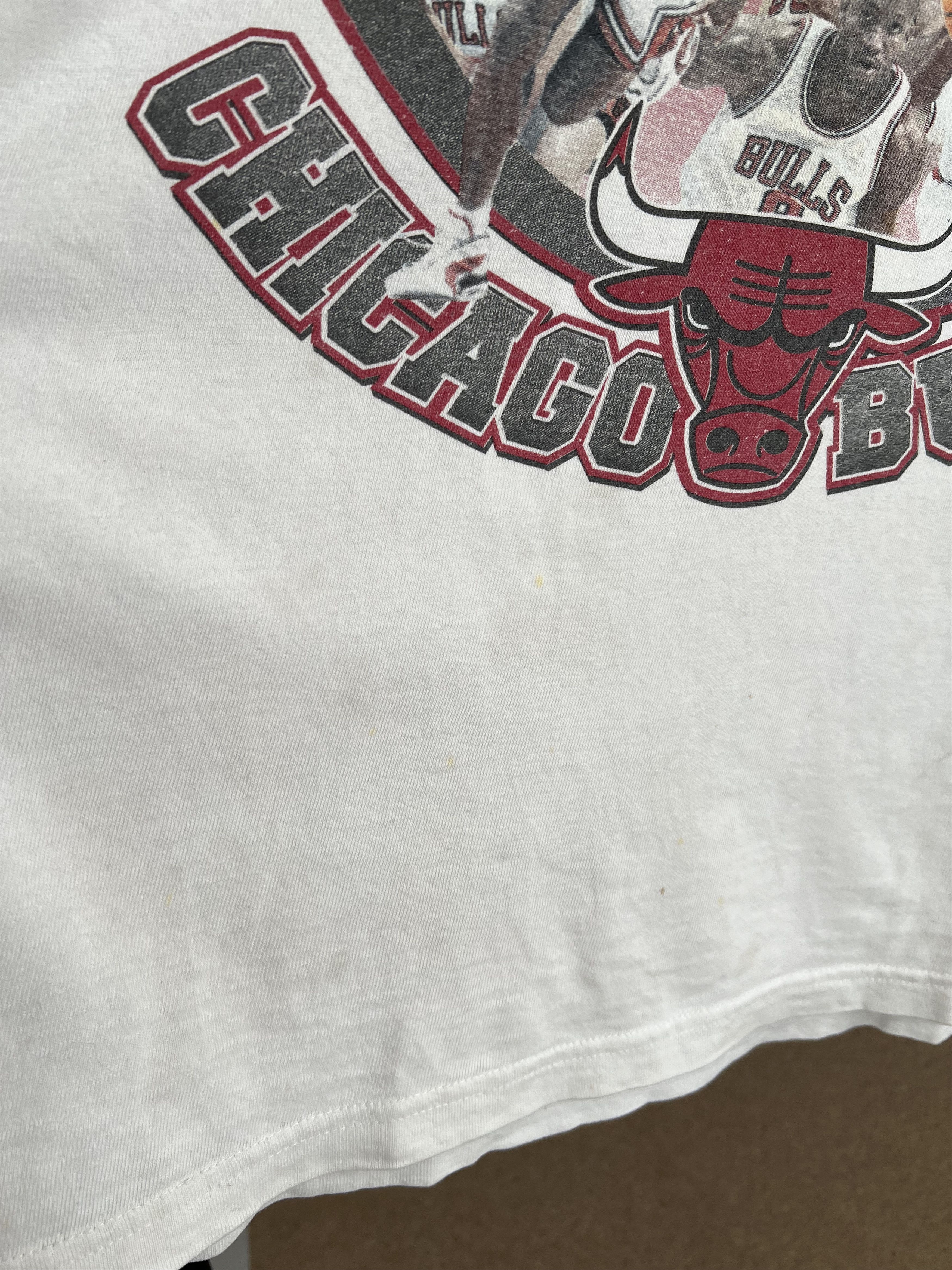 NBA Vintage 1997 Chicago Bulls NBA Finals Champs Starter T-shirt Size US M / EU 48-50 / 2 - 12 Thumbnail