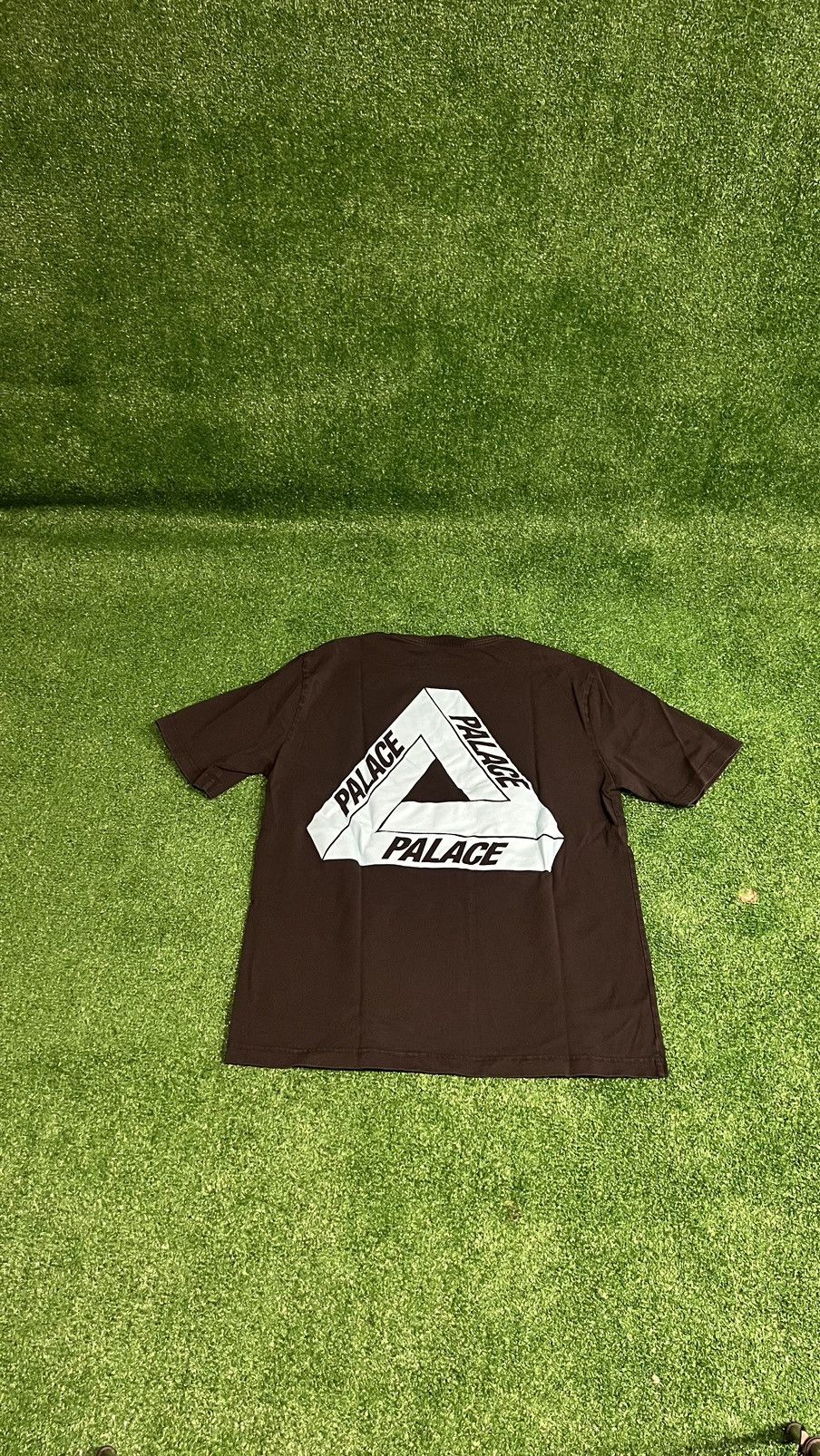 Palace Palace Tri-Ferg “Tri-To-Help” T-Shirt Size US L / EU 52-54 / 3 - 3 Thumbnail