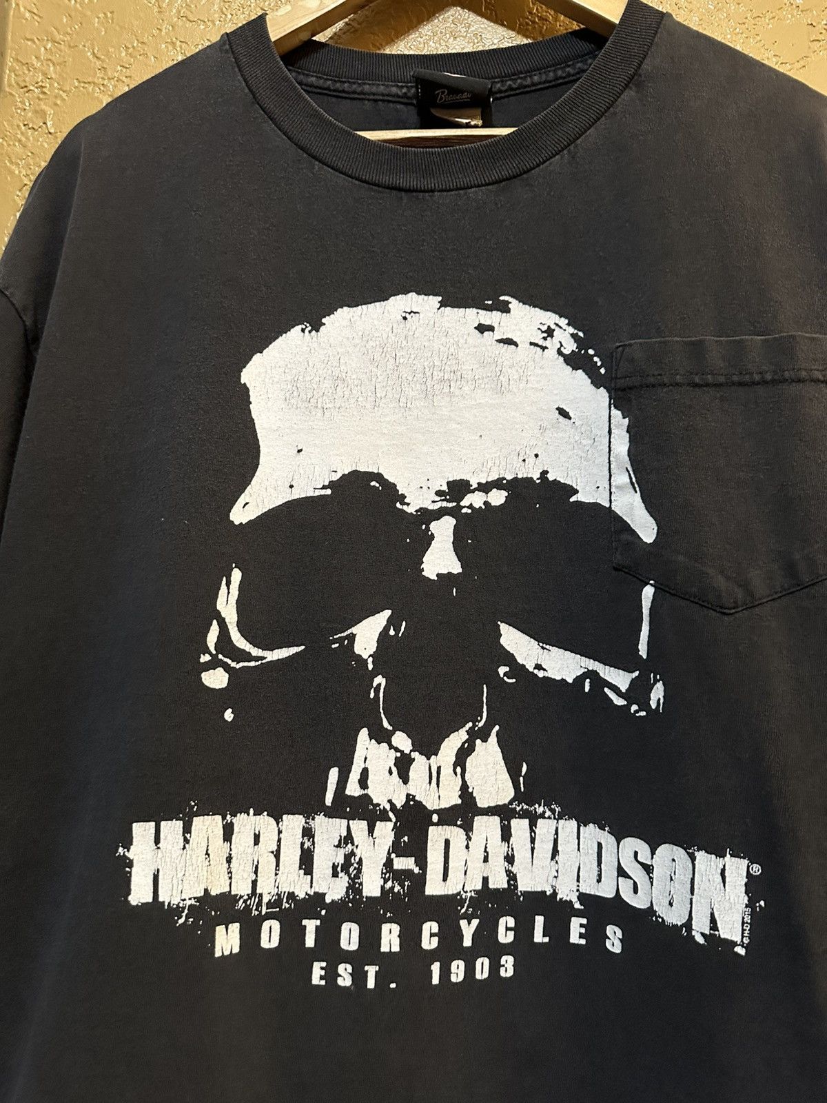 Harley Davidson RARE faded Harley Davidson Skull Pocket tee Size US XL / EU 56 / 4 - 2 Thumbnail