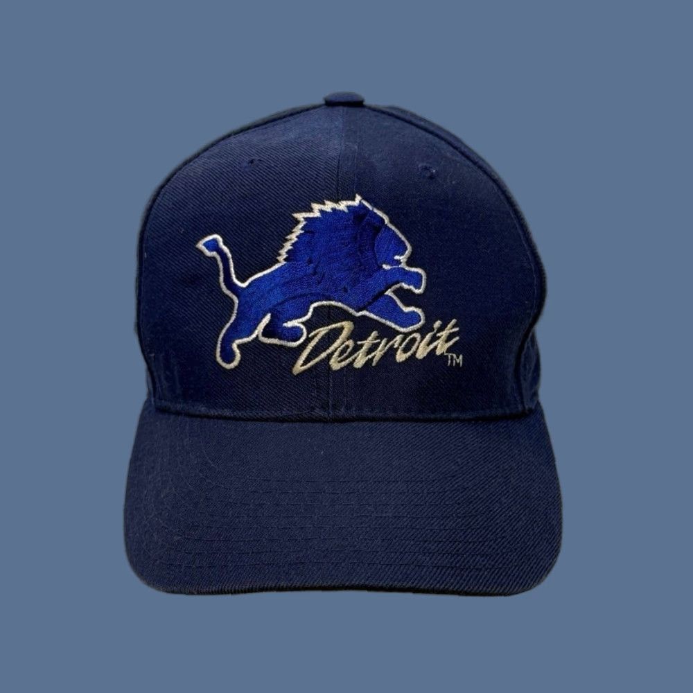 New Era VINTAGE 90s Detroit Lions New Era Pro Model Fitted Hat 7 1/8 NFL Football Blue Mens Baseball Cap 90s Sports Lions Size ONE SIZE - 1 Thumbnail