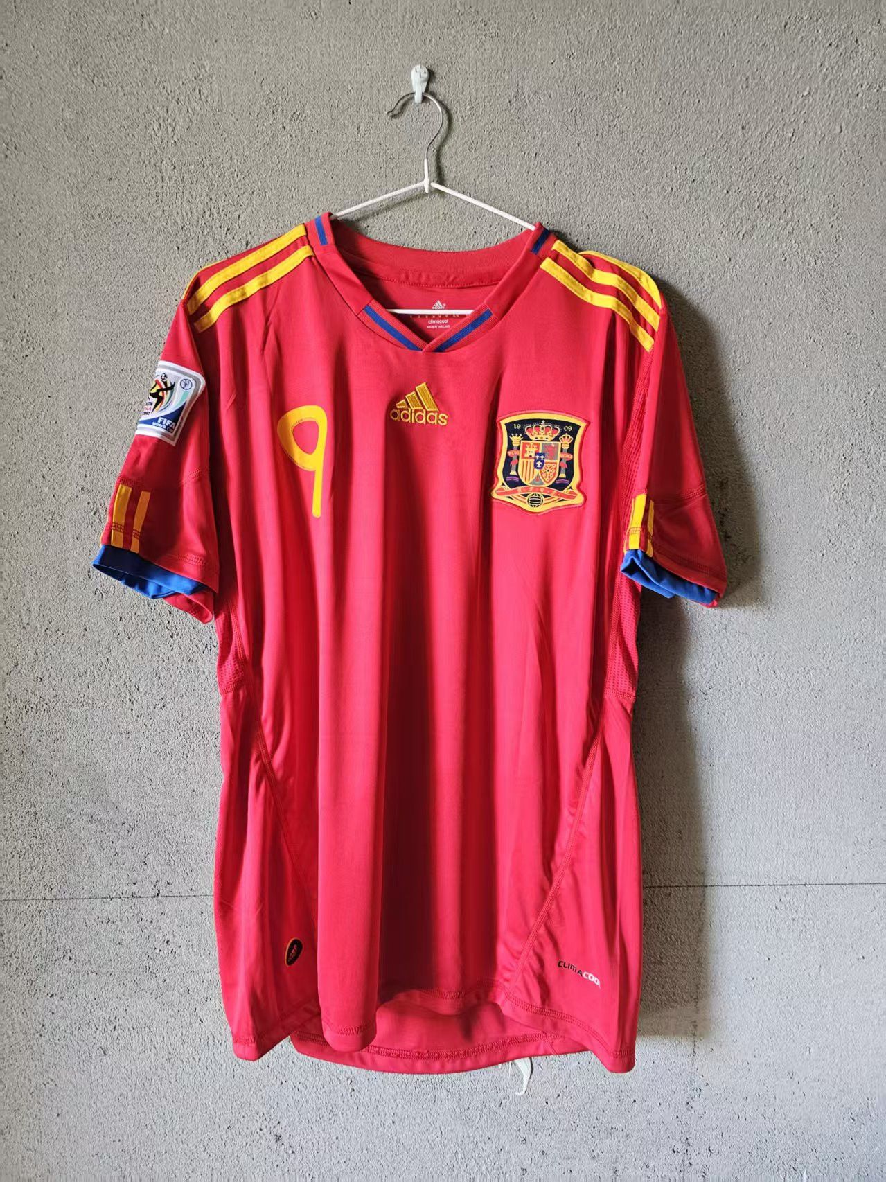 Other 2010 Spain 9 Torres Jersey Home Size US L / EU 52-54 / 3 - 1 Thumbnail