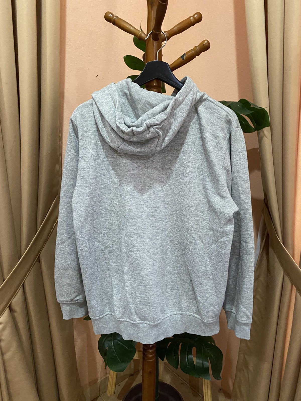 Other VINTAGE LOGOS HOODIE Size US L / EU 52-54 / 3 - 7 Thumbnail