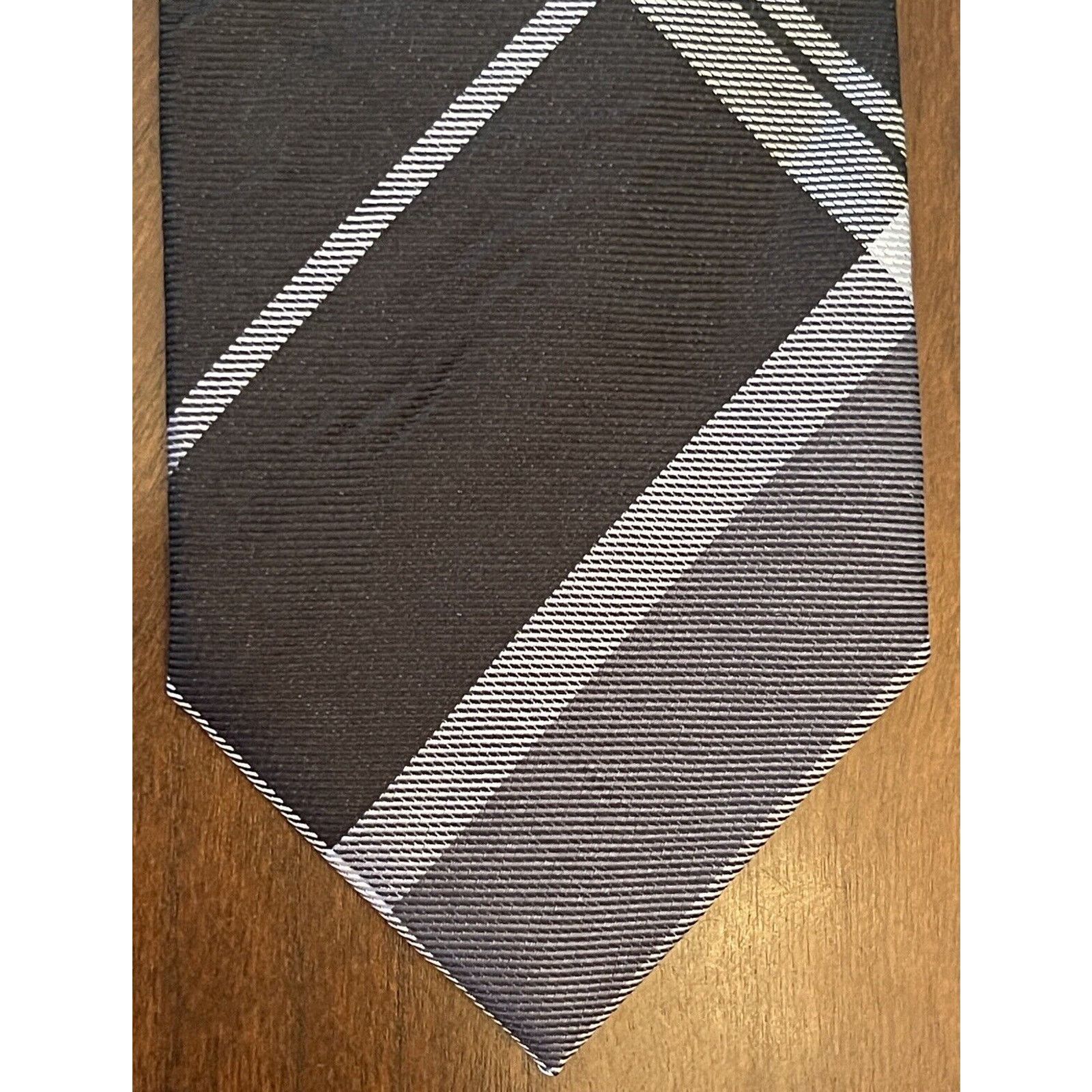 Kenneth Cole Kenneth Cole Reaction Black Gray 100% Silk Made In China Size ONE SIZE - 1 Thumbnail