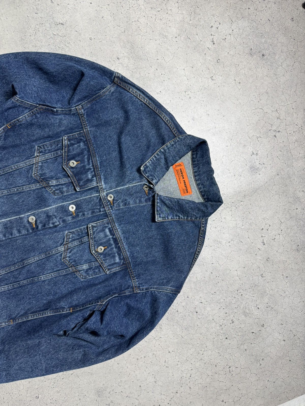 Heron Preston Heron Preston Big Logo Denim Bomber Jacket Size M Luxury Size US M / EU 48-50 / 2 - 5 Thumbnail