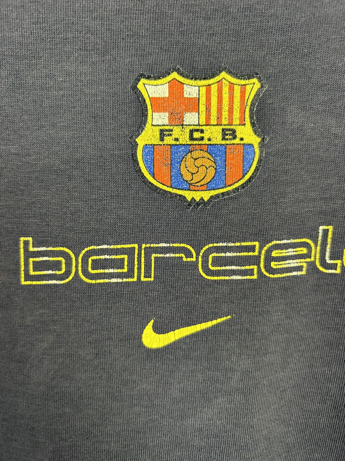Vintage Vintage 00s Nike Barcelona Jersey Cotton T shirt Size US M / EU 48-50 / 2 - 6 Thumbnail