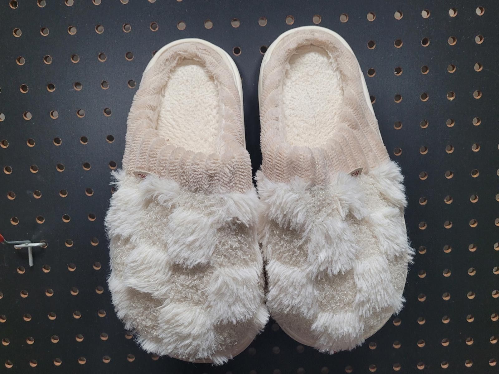Other Fluffy Fun Women's Slippers - Snag 'Em Before They're Gone! Size US 7.5 / IT 37.5 - 3 Thumbnail