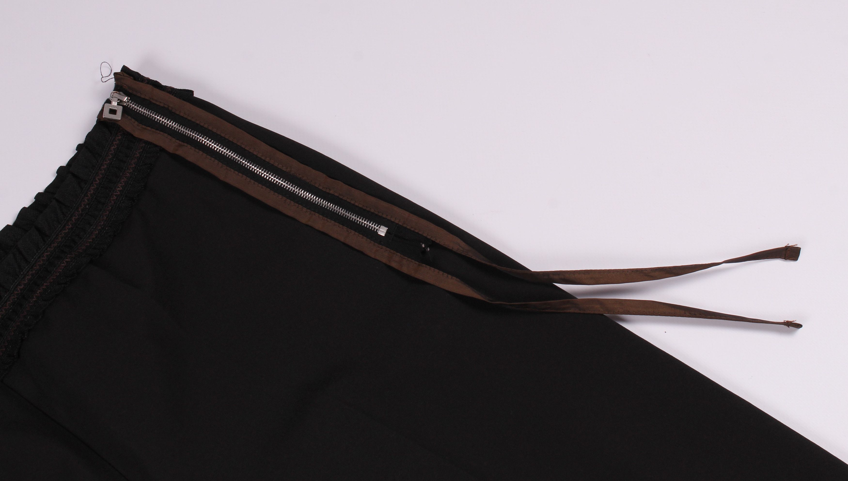Marithe + Francois Girbaud Vintage Marithe Francois Girbaud Cropped Trousers Size 30" / US 8 / IT 44 - 3 Thumbnail
