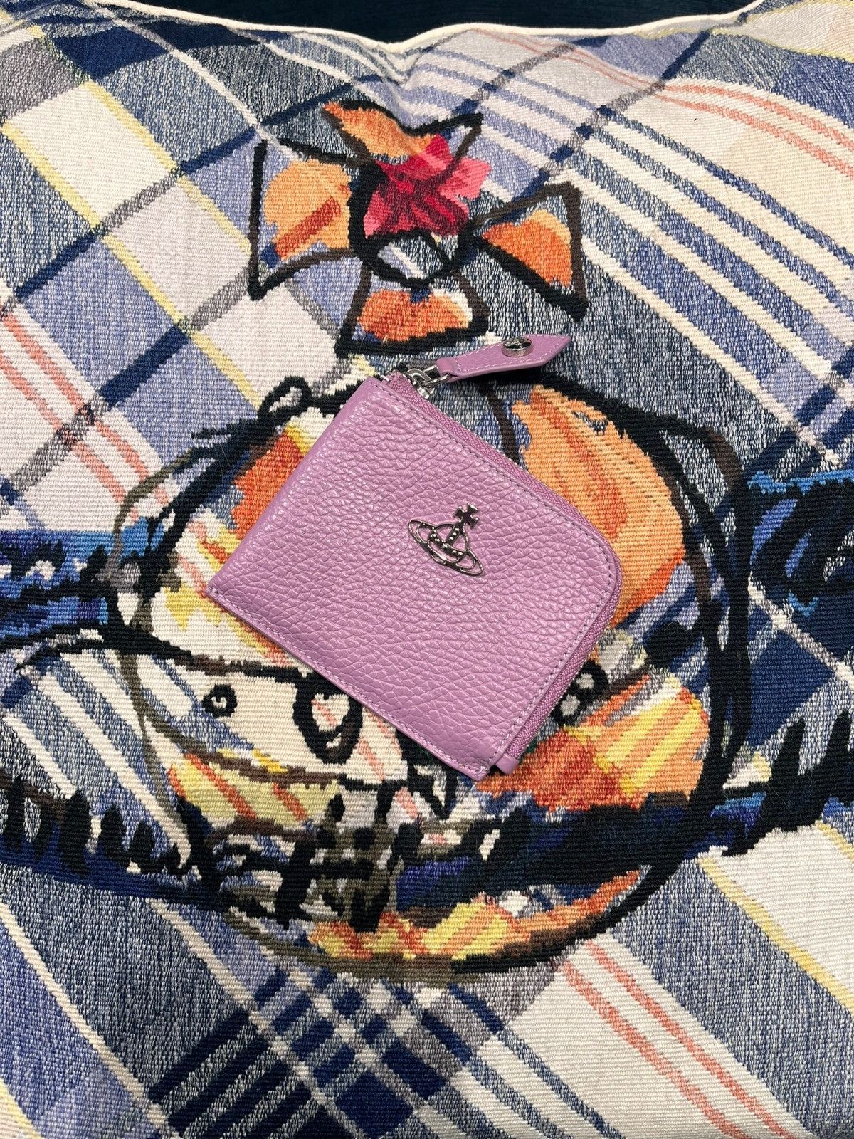 Vivienne Westwood o1f1d3z0525 Size: OS / Small Zip Purse in Purple Size ONE SIZE - 1 Preview
