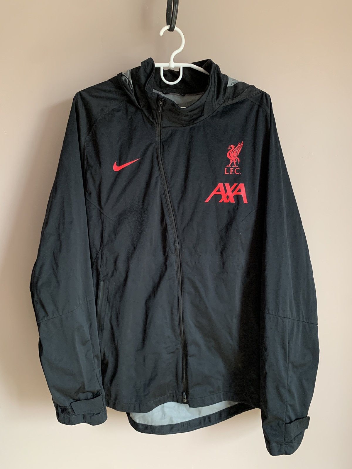Nike Liverpool Full Zip Football Jacket Nike Storm Fit Soccer L Size US L / EU 52-54 / 3 - 1 Thumbnail