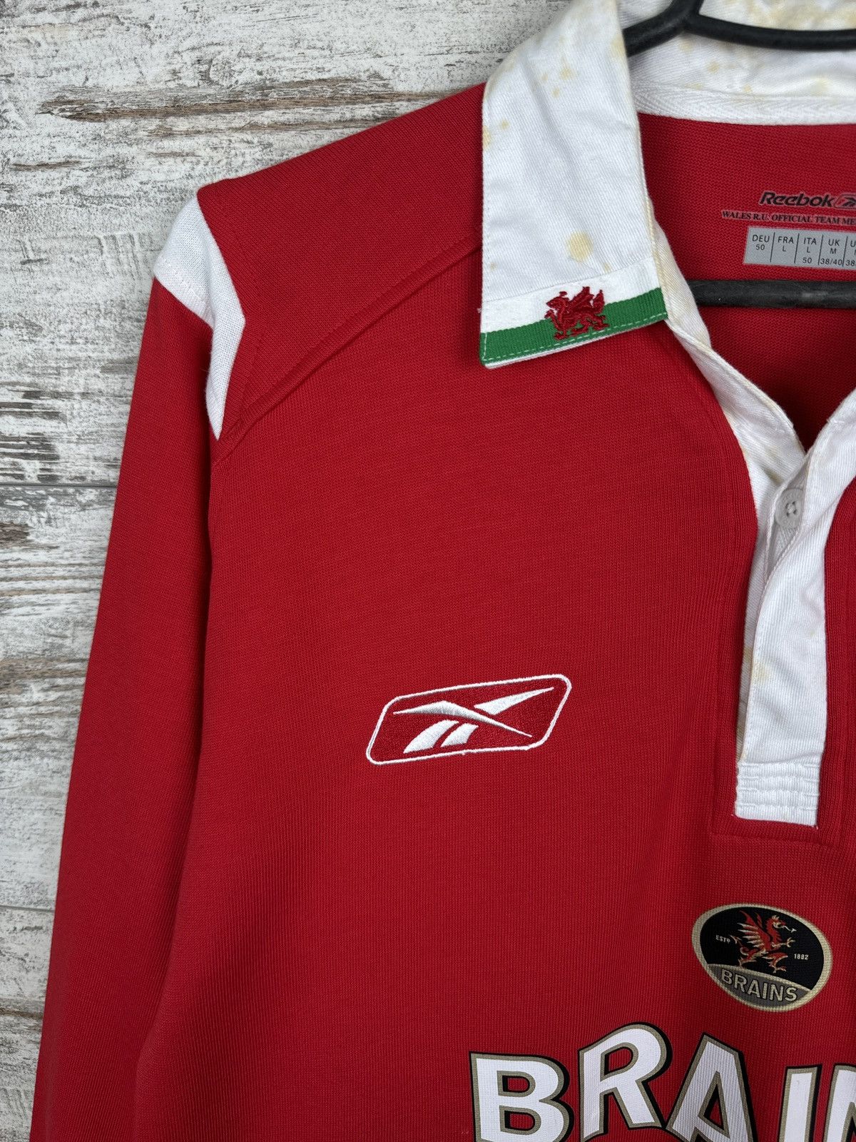 Reebok Mens Vintage Reebok 00s Wales rugby shirt jersey sweatshirt Size US L / EU 52-54 / 3 - 7 Thumbnail