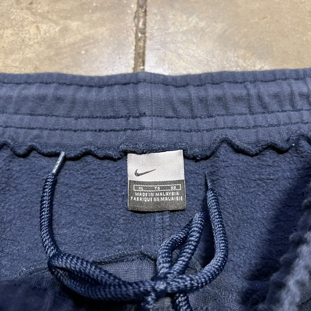 Nike Vintage Nike Cotton Sweatpants Wide Leg Baggy Swoosh Logo Size US 35 - 9 Thumbnail