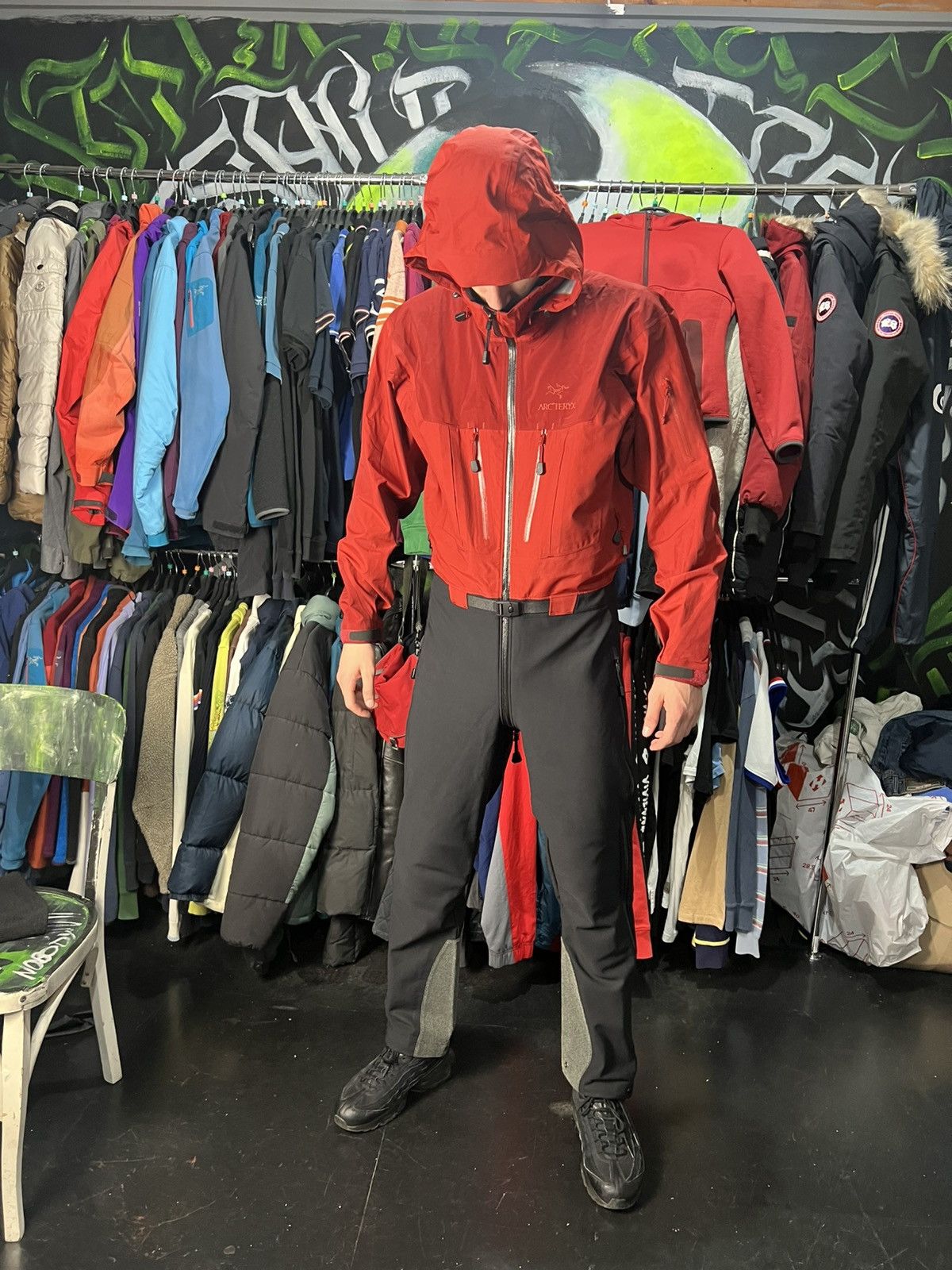 Arc'teryx Vintage Arcteryx Alpha Goretex Full Ski Suit Size M Size US M / EU 48-50 / 2 - 3 Thumbnail