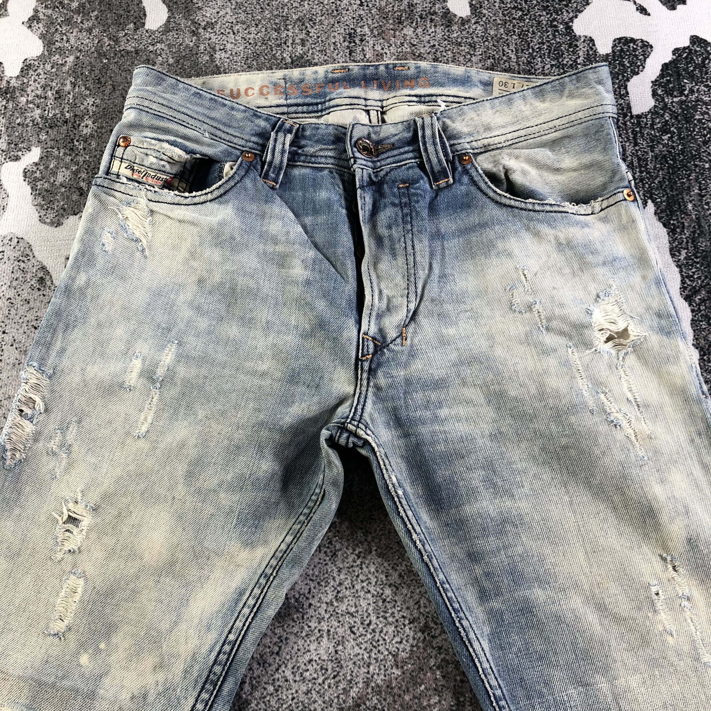 Diesel Ripped Jeans Faded Blue Denim KJ2885