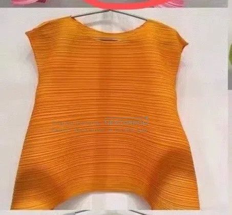 Issey Miyake Issey Miyake Orange Horizontal Stripe Vest Size L / US 10 / IT 46 - 1 Thumbnail