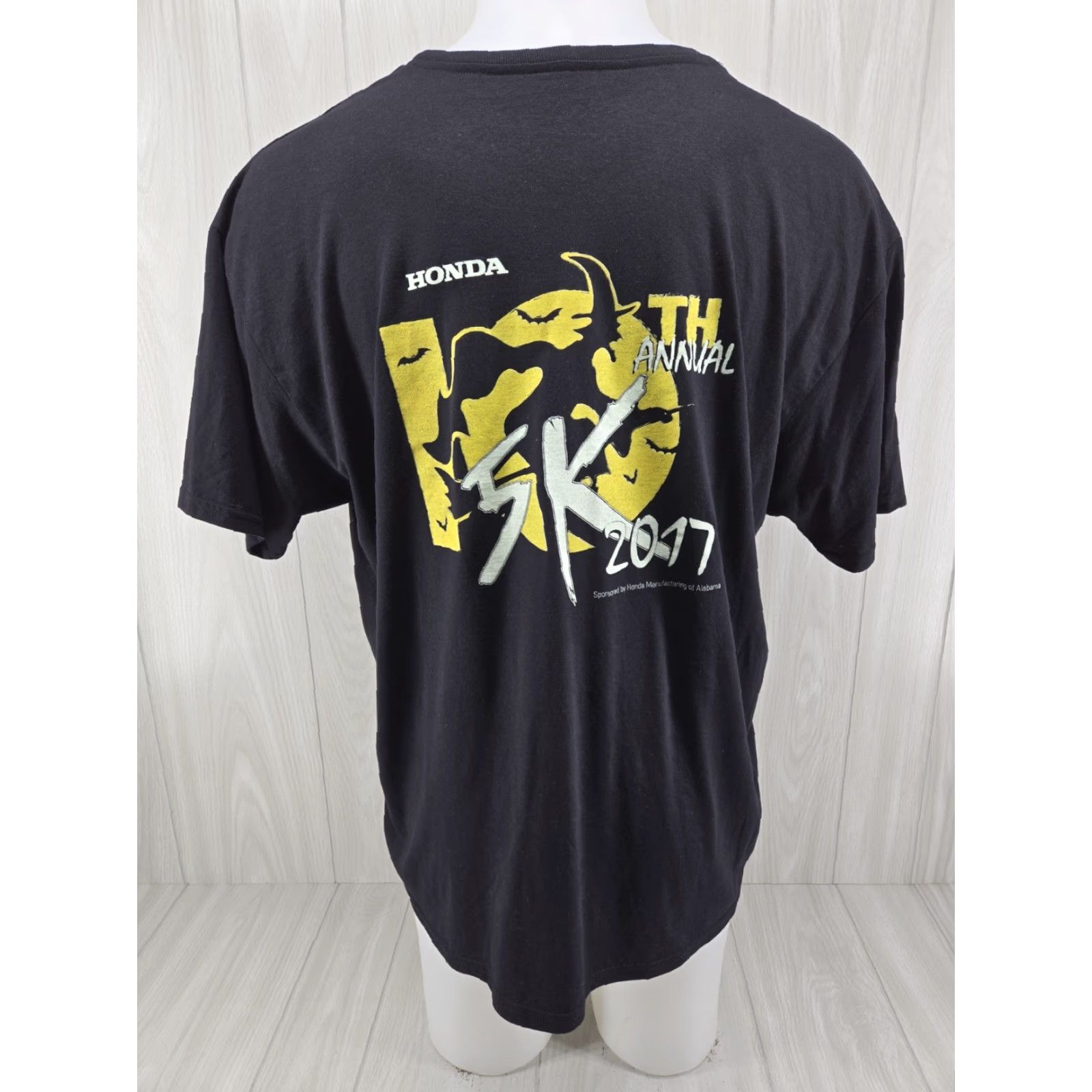 Gildan VINTAGE Honda 5K 10th Annual 2017 Mens XL Black T-Shirt Size US XL / EU 56 / 4 - 2 Thumbnail