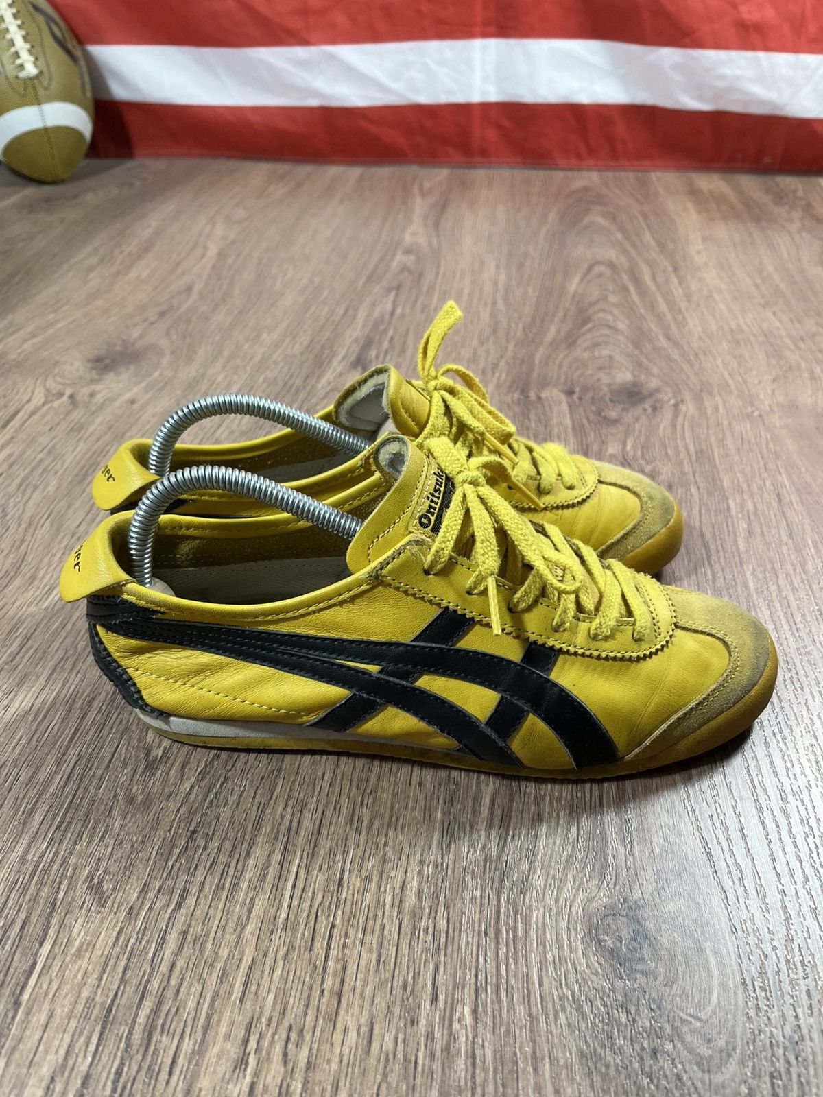 Onitsuka Tiger Vintage Yellow Onitsuka Tiger Size 40 Size US 7 / EU 40 - 4 Thumbnail