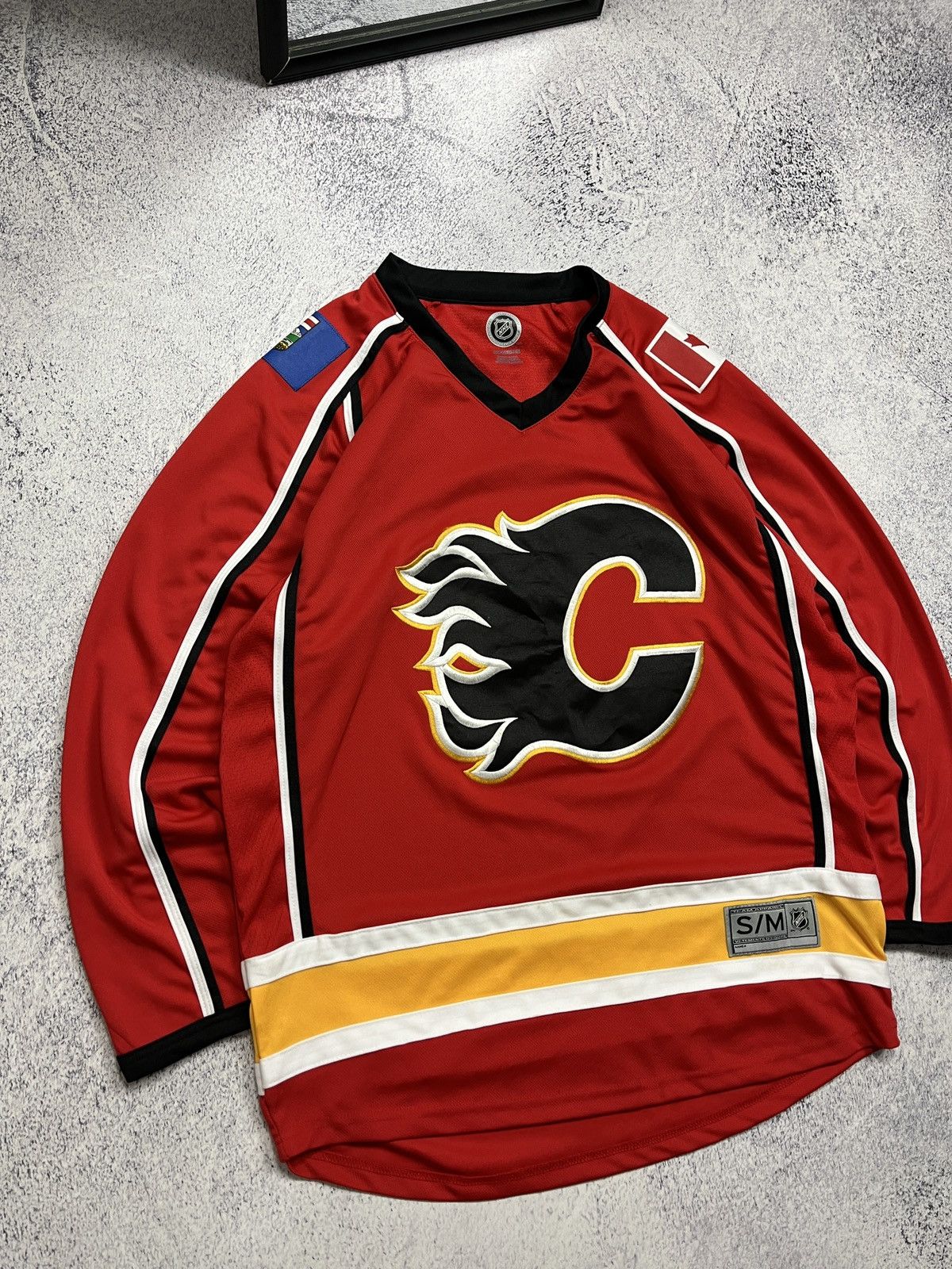 NHL NHL Calgary Flames Hockey Jersey Big Logo Longsleeve Rare Size US M / EU 48-50 / 2 - 4 Thumbnail