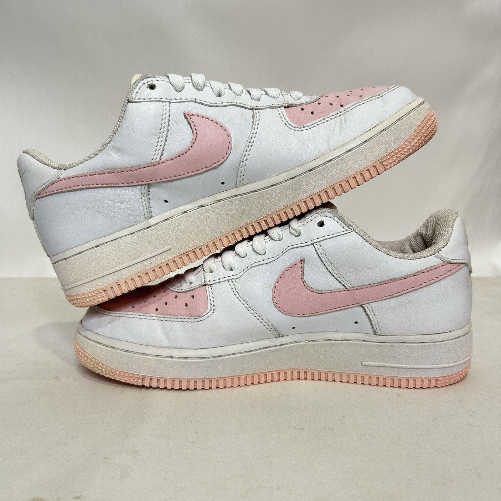 Nike Nike Air Force 1 WMNS “White Glacier Pink” 2004 Size US 9.5 / IT 39.5 - 3 Thumbnail