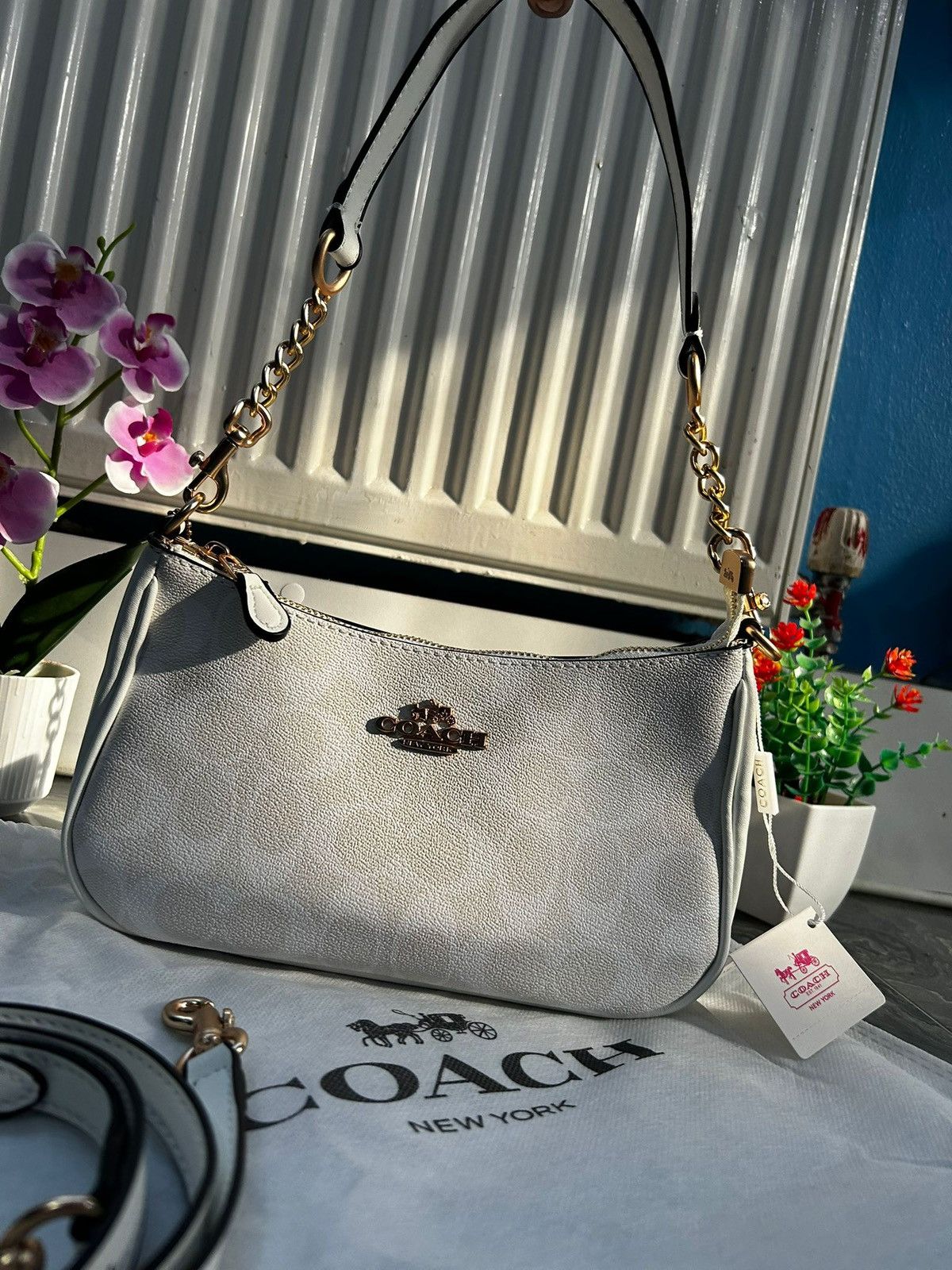 Coach Coach white Teri Shoulder Bag in Signature Canvas Size ONE SIZE - 6 Thumbnail