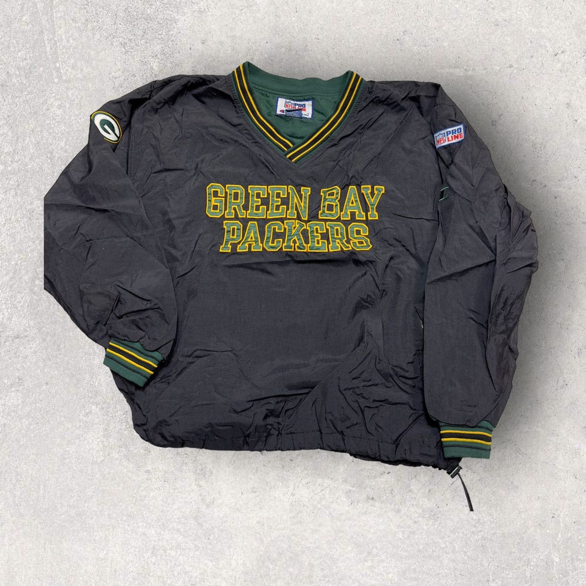 image of Champion x Nfl Vintage Green Bay Packers Windbreaker in Black, Men's (Size 2XL)