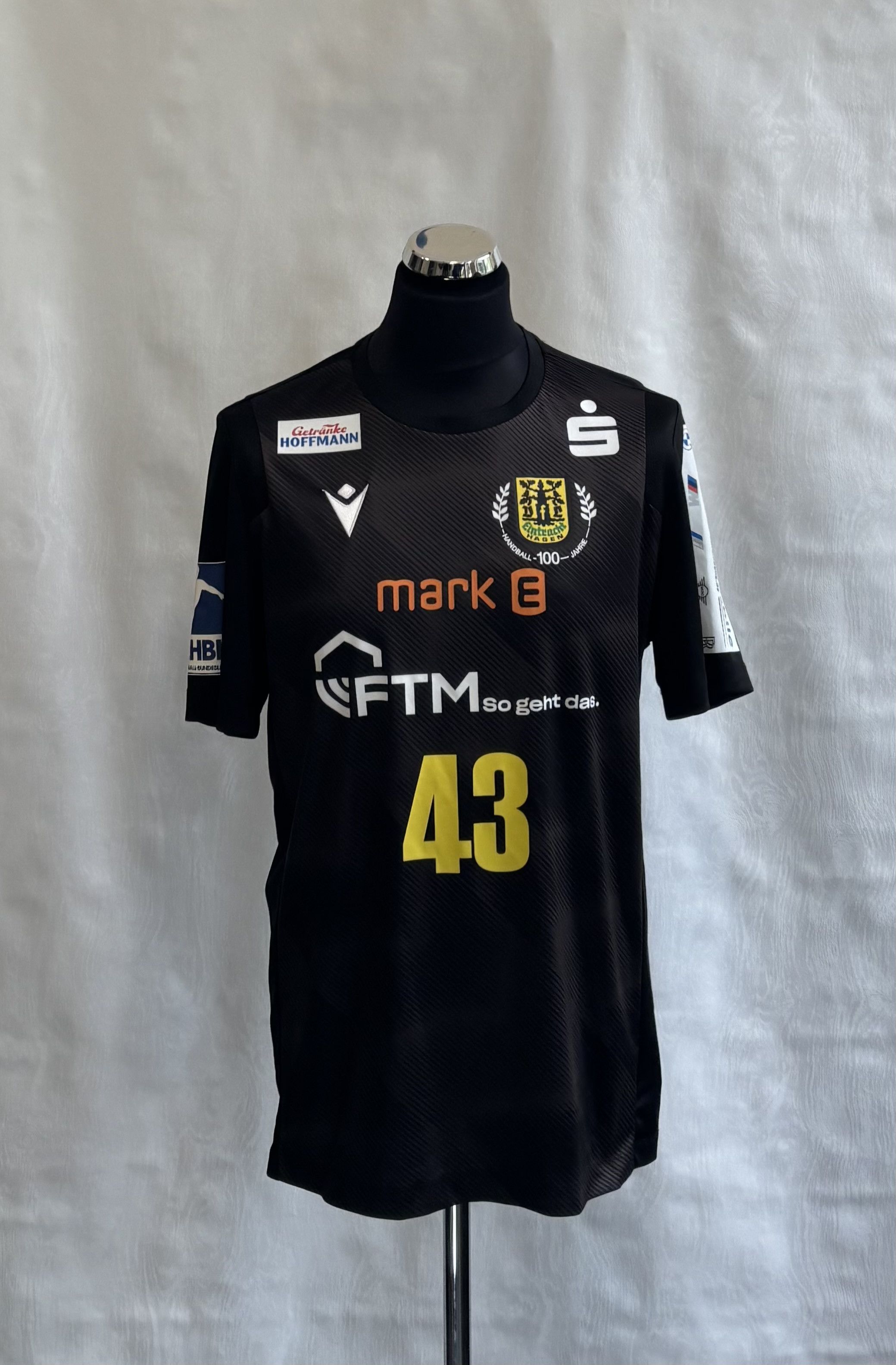 Macron VfL Eintracht Hagen 2021/2022 Toromanović #43 Macron Size US XL / EU 56 / 4 - 1 Thumbnail