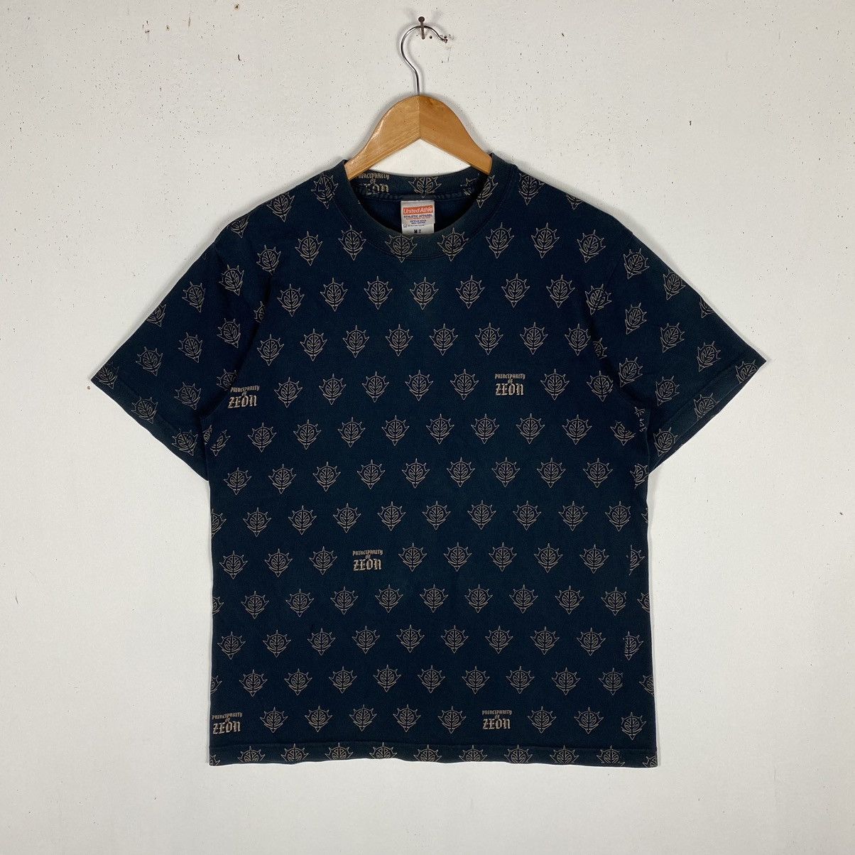 Anime × Vintage VINTAGE GUNDAM PRINCIPARITY OF ZEON FULLPRINT ANIME TEE Size US M / EU 48-50 / 2 - 2 Thumbnail