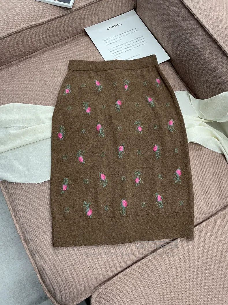 Chanel Chanel Brown floral skirt Size 25" / US 0 / IT 36 - 3 Thumbnail
