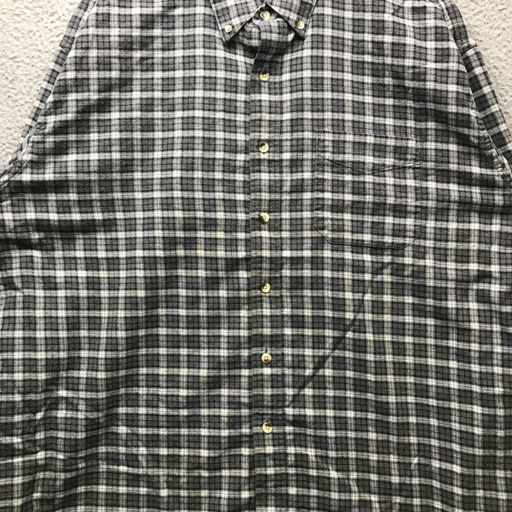 Vintage LL Bean Plaid Flannel Button-Down Shirt Mens 2XL Black Gray White 0 GPY7 Size US XXL / EU 58 / 5 - 6 Thumbnail