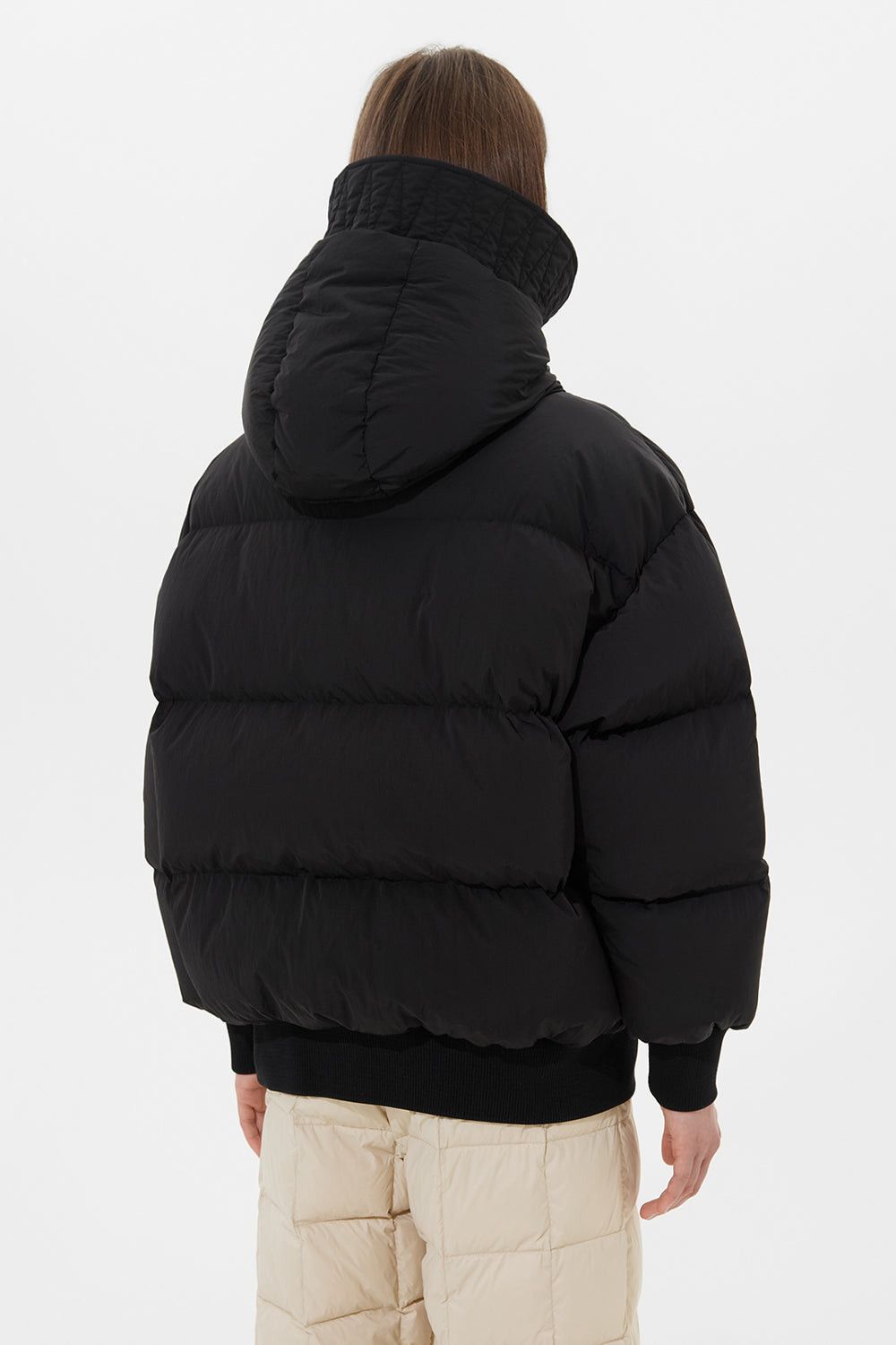 IENKI IENKI o1s22i1n1024 Short Down Jacket in Black Size M / US 6-8 / IT 42-44 - 5 Thumbnail