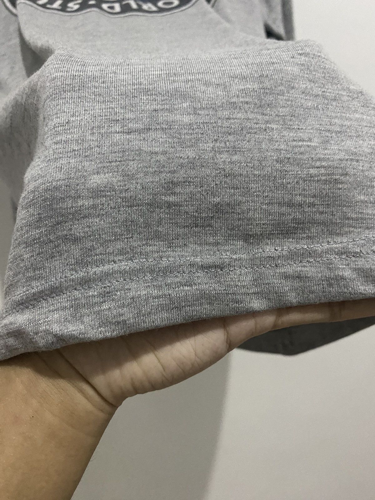 Stussy Vintage 90s Stussy Built In Usa Grey Tshirt Size US L / EU 52-54 / 3 - 8 Thumbnail