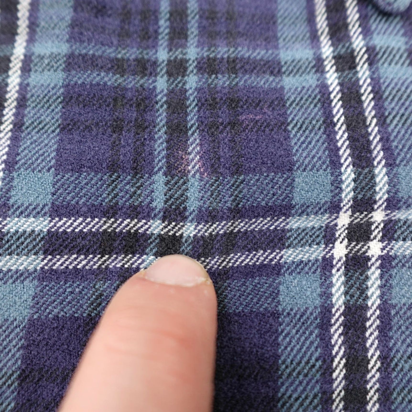 Vintage Woolrich Shirt Mens Medium Blue Plaid Flannel Button Up Work Outdoors Utility Shirt Size US M / EU 48-50 / 2 - 4 Thumbnail