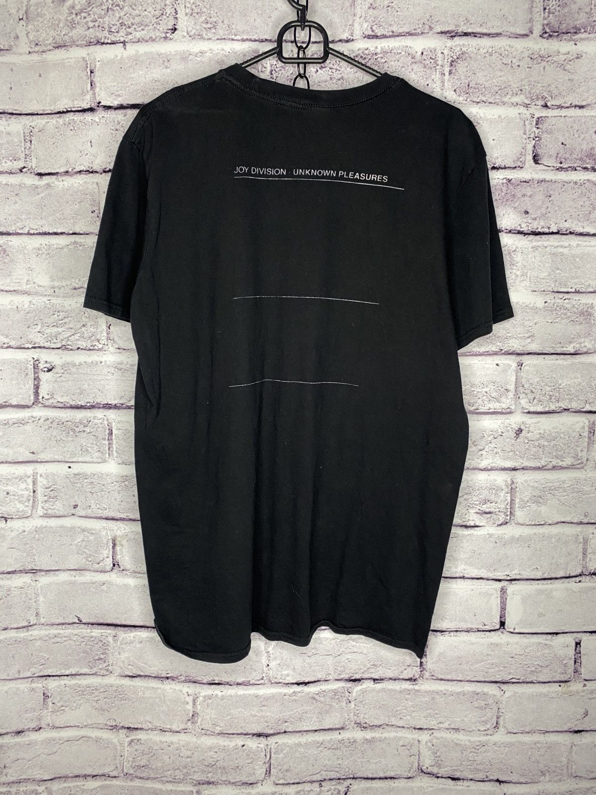 Band Tees Mens Joy Division Unknown Pleasures Overprint Logo Tee Size US L / EU 52-54 / 3 - 5 Thumbnail
